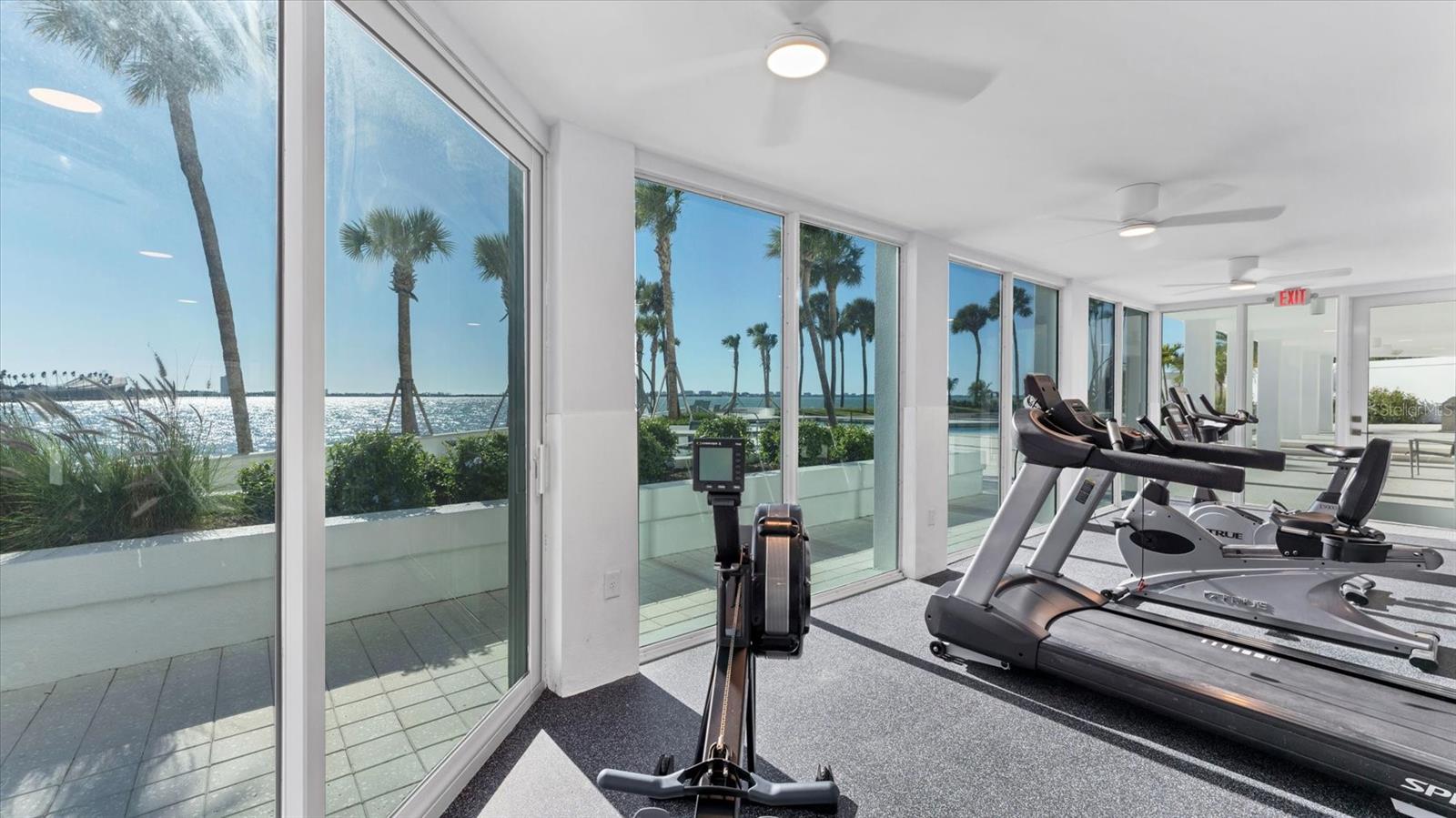 CONDO ON THE BAY TOWER II - Residential