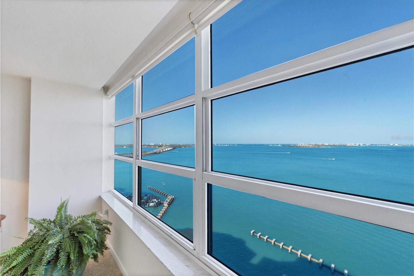 CONDO ON THE BAY TOWER II - Residential