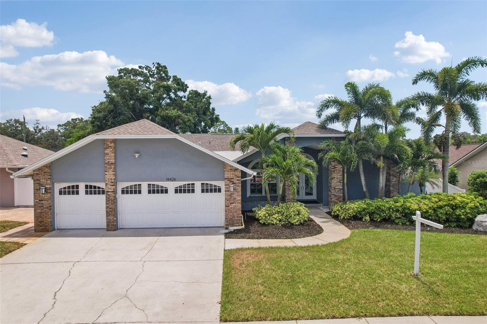 COLLINS ESTATES PH I - Residential
