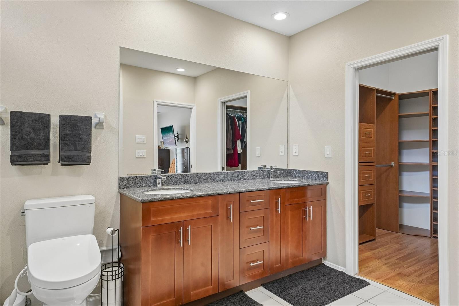 COLLINS ESTATES PH I - Residential