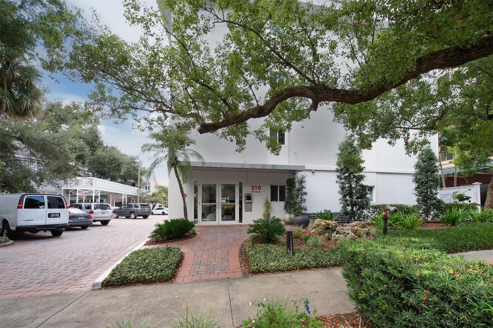 Live where you work, study, and play in the heart of downtown St. Petersburg. This updated 1-bedroom condo is just steps from University of South Florida St. Petersburg, Bayfront Health St. Petersburg, and Johns Hopkins All Children's Hospital, making it ideal for students, residents, nurses, and healthcare professionals. Features include cherry wood flooring, granite countertops, solid wood cabinetry, a breakfast bar, fresh paint, a NEW AC, and a NEW tankless water heater (2026). Enjoy a secure building with bicycle storage, on-site laundry, and a truly walkable lifestyle with downtown restaurants, coffee shops, waterfront parks, shopping, and entertainment just outside your door. An annual pass for covered parking may be purchased in the adjacent USF garage, and residents are eligible for a City of St. Petersburg street parking permit. Residents also have the option to purchase access to USF campus amenities, including a pool, fitness center, and yoga classes. Conveniently located just 30 minutes from Tampa and 25 minutes from the Gulf beaches. Pets welcome. Available now.