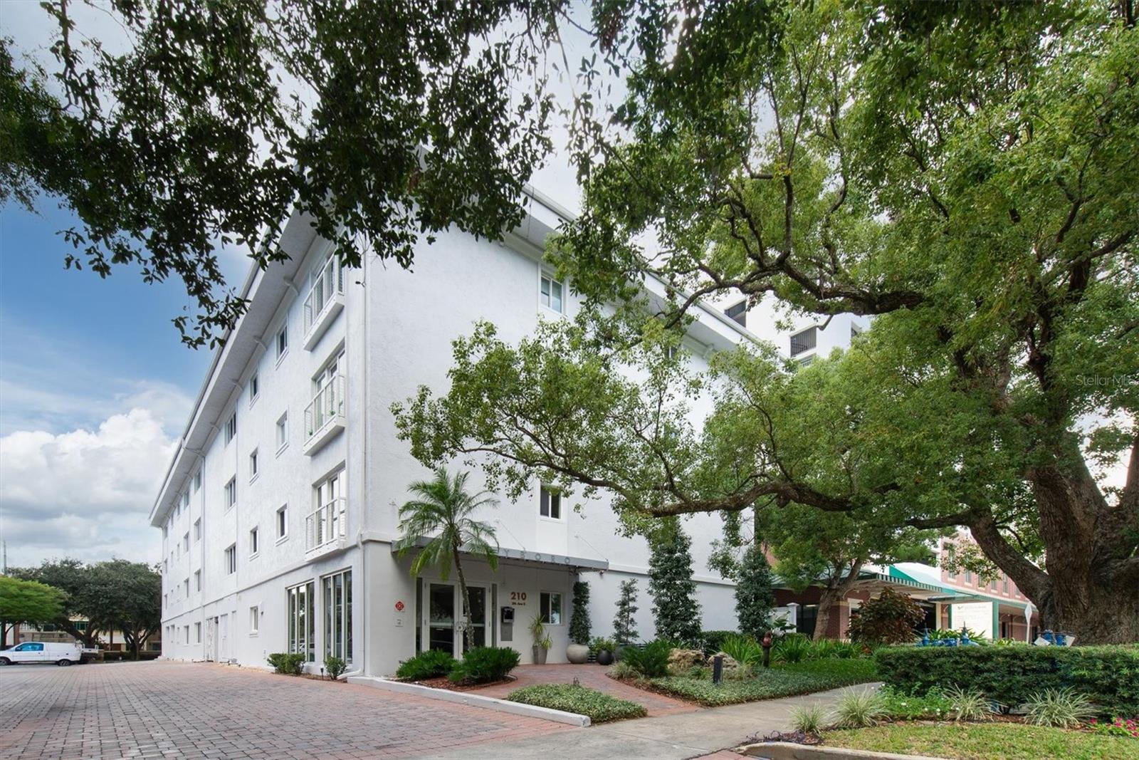 BAYBORO TOWER CONDO - Residential Lease