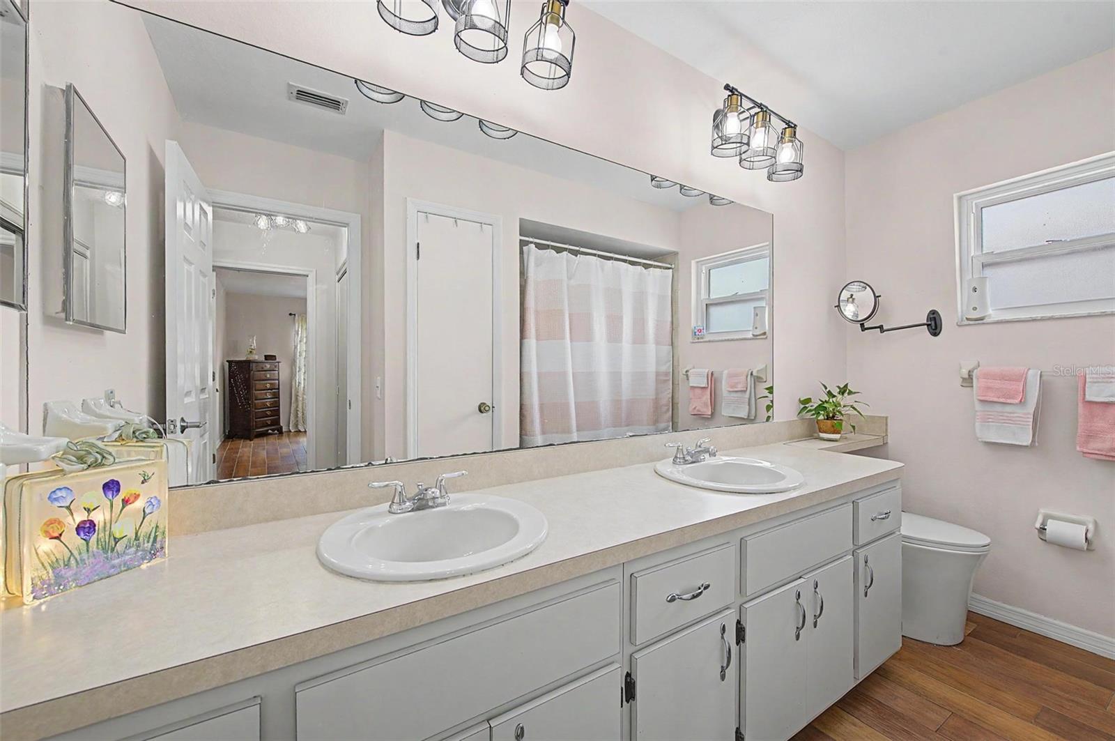 HAZELDON ESTATES - Residential