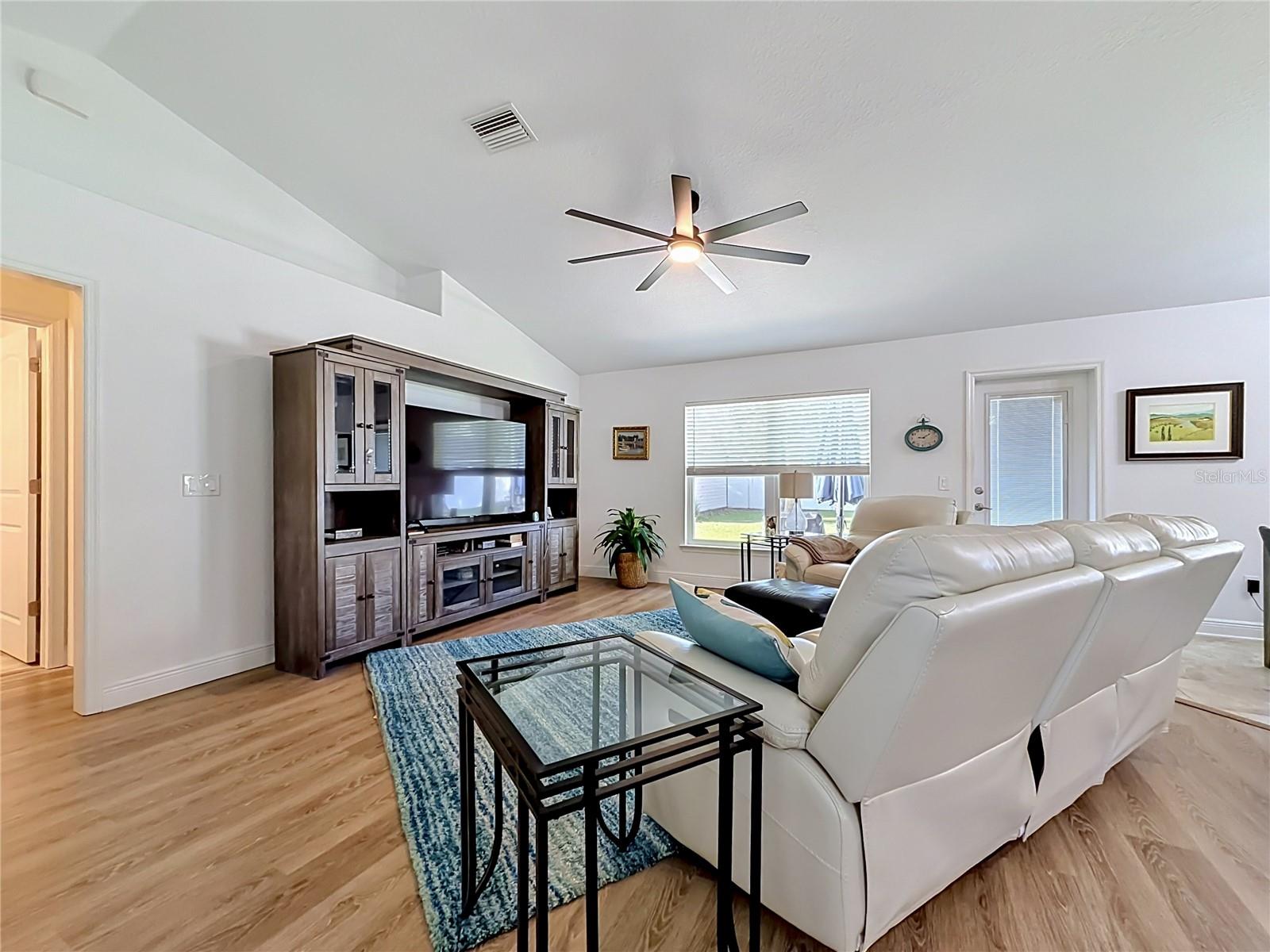 ORANGE BLOSSOM HILLS UN 02 - Residential