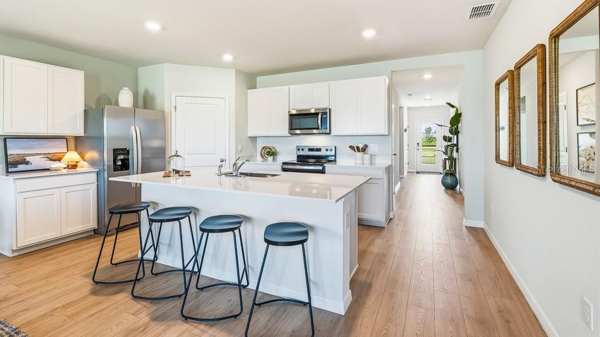 BELLA LAGO - Residential