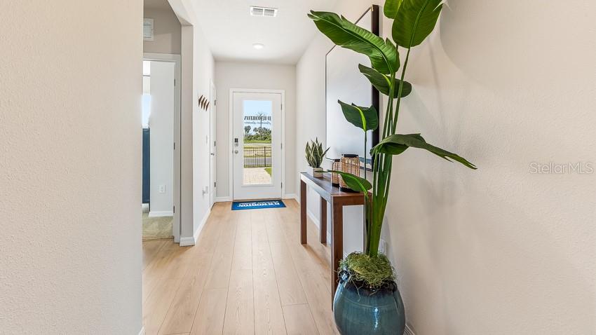 BELLA LAGO - Residential