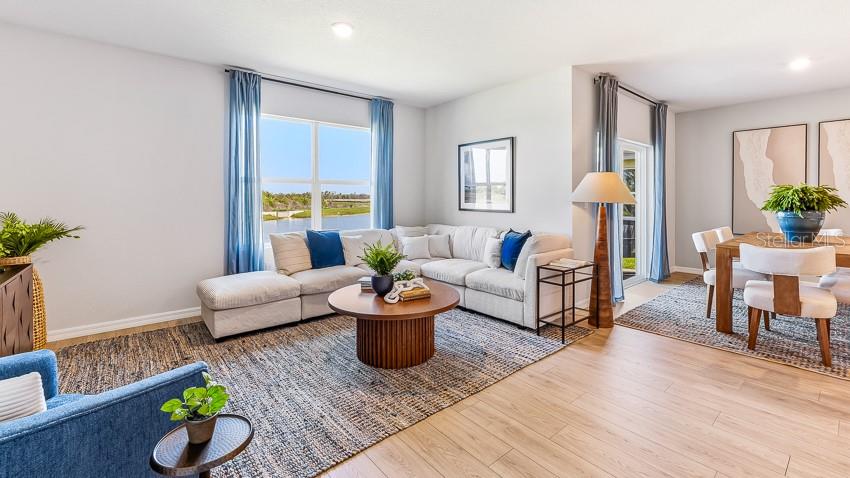 BELLA LAGO - Residential