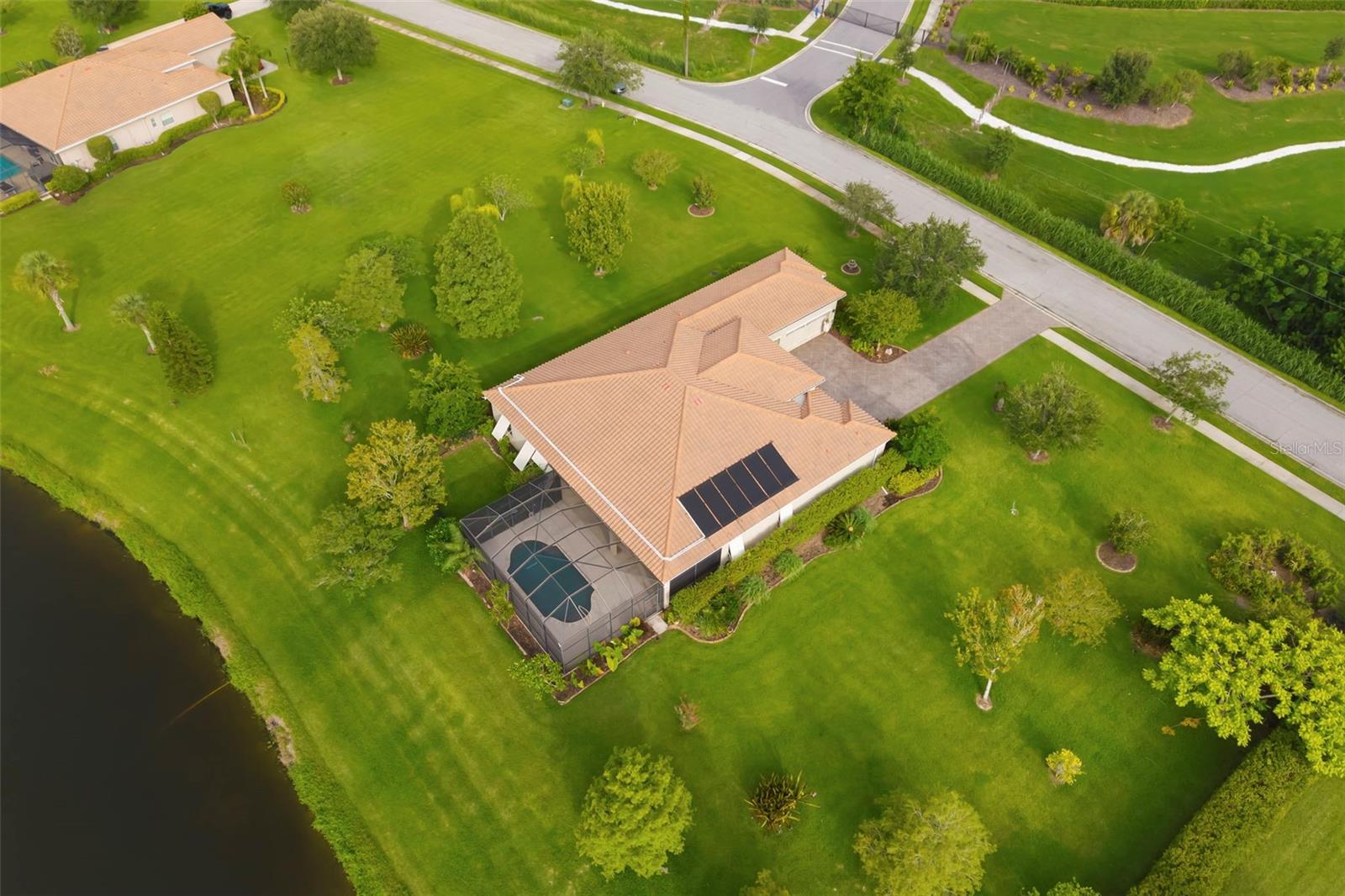 REGENT LAKE - Residential