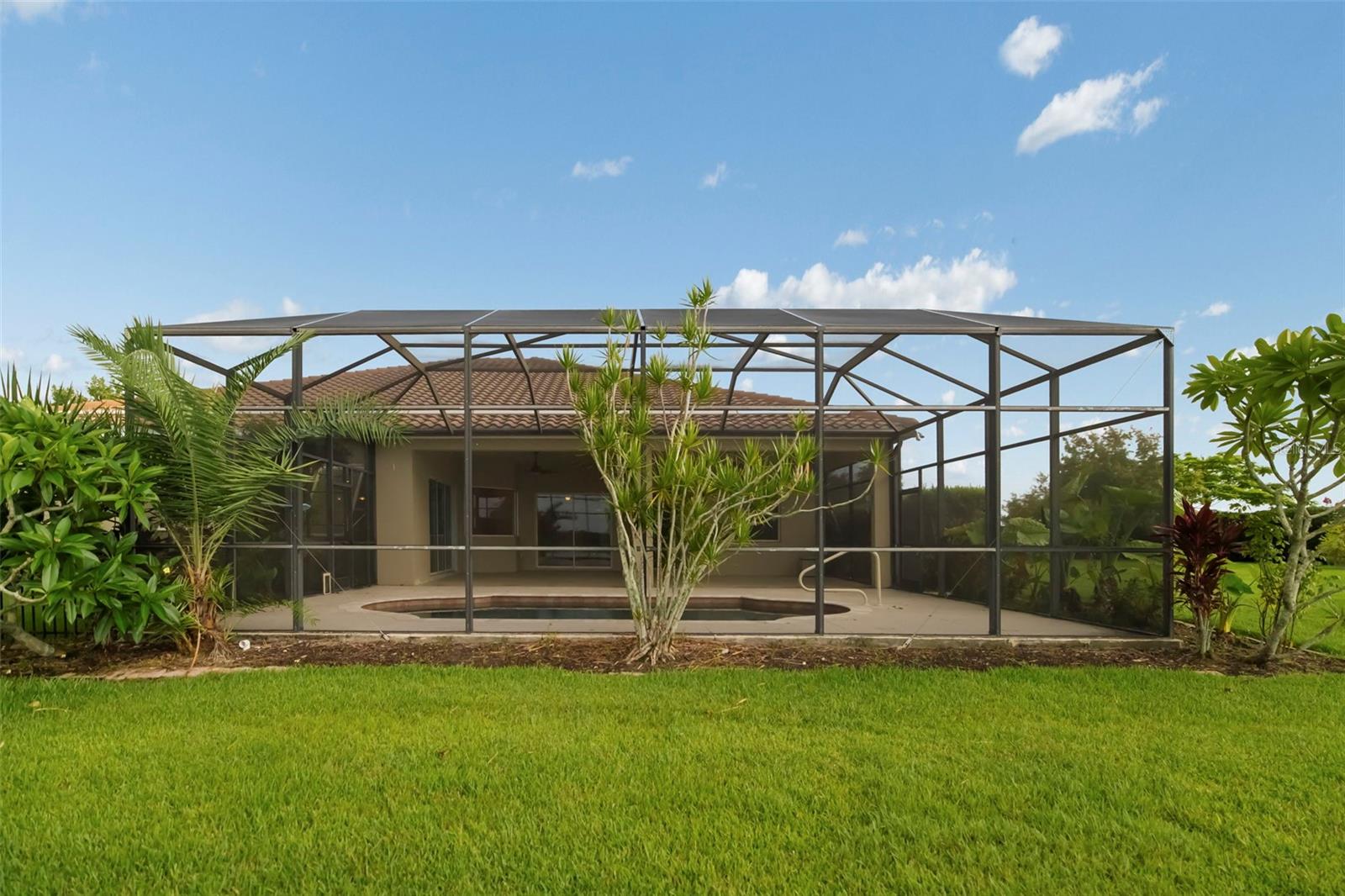 REGENT LAKE - Residential