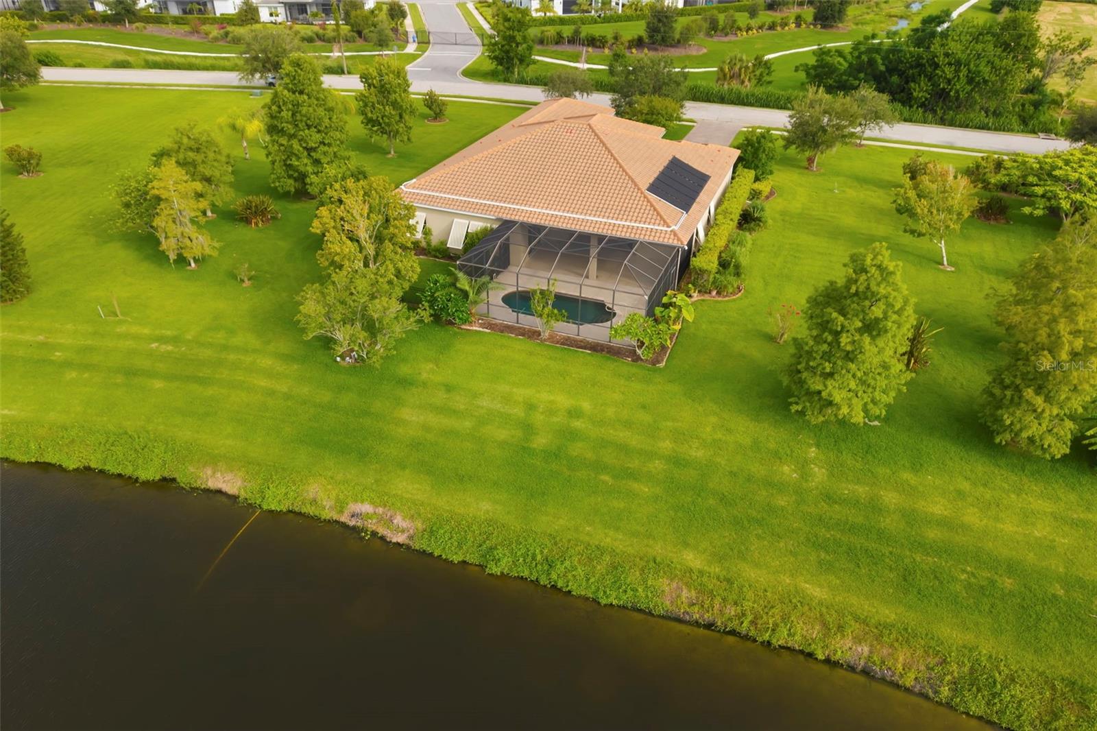 REGENT LAKE - Residential