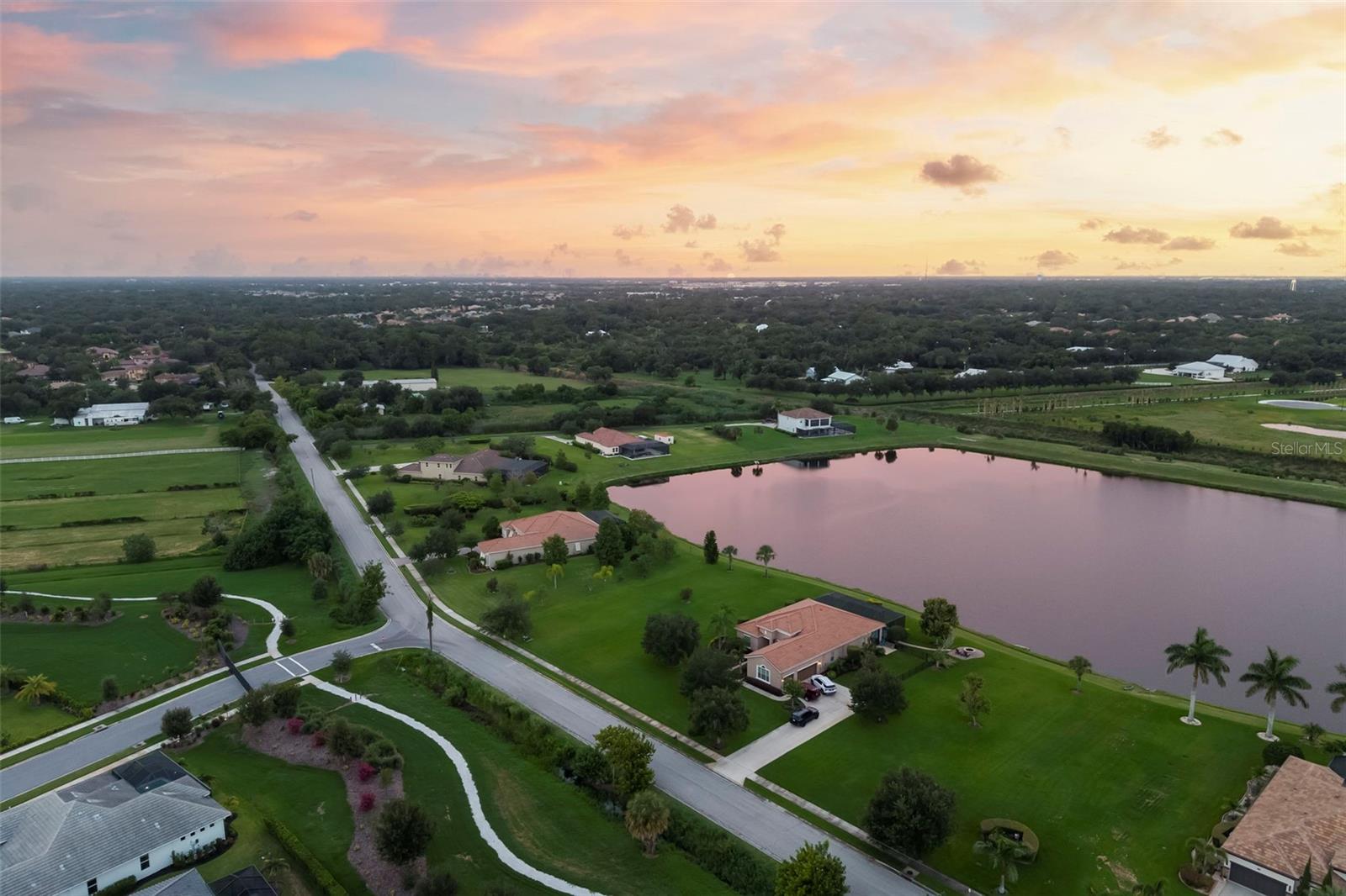 REGENT LAKE - Residential