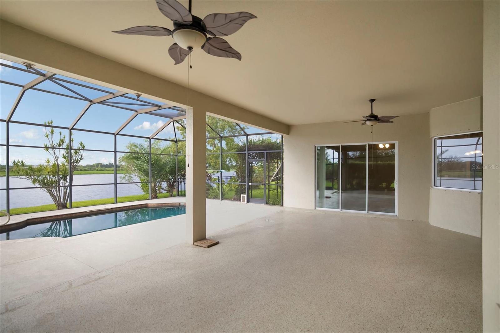 REGENT LAKE - Residential