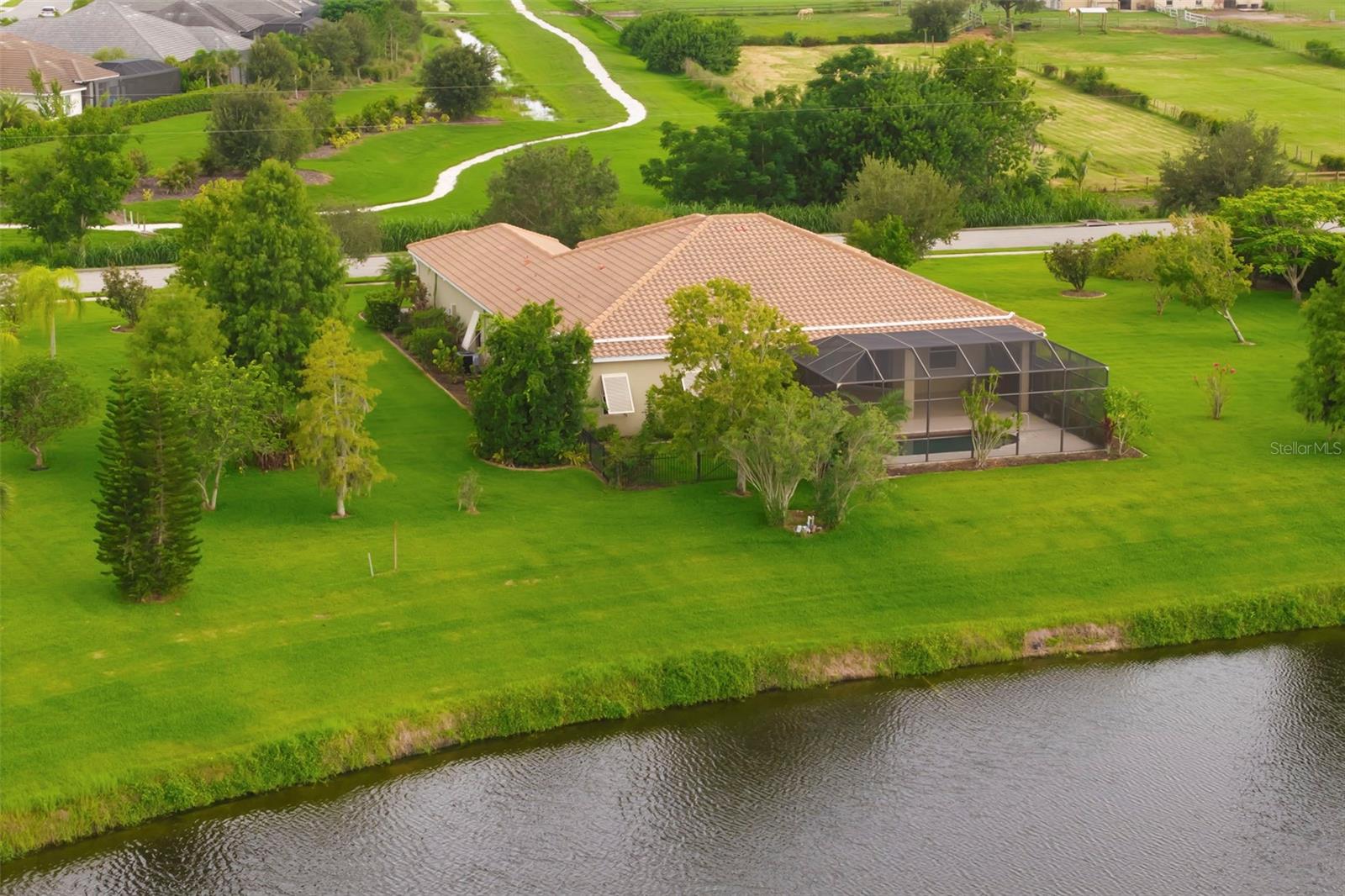 REGENT LAKE - Residential