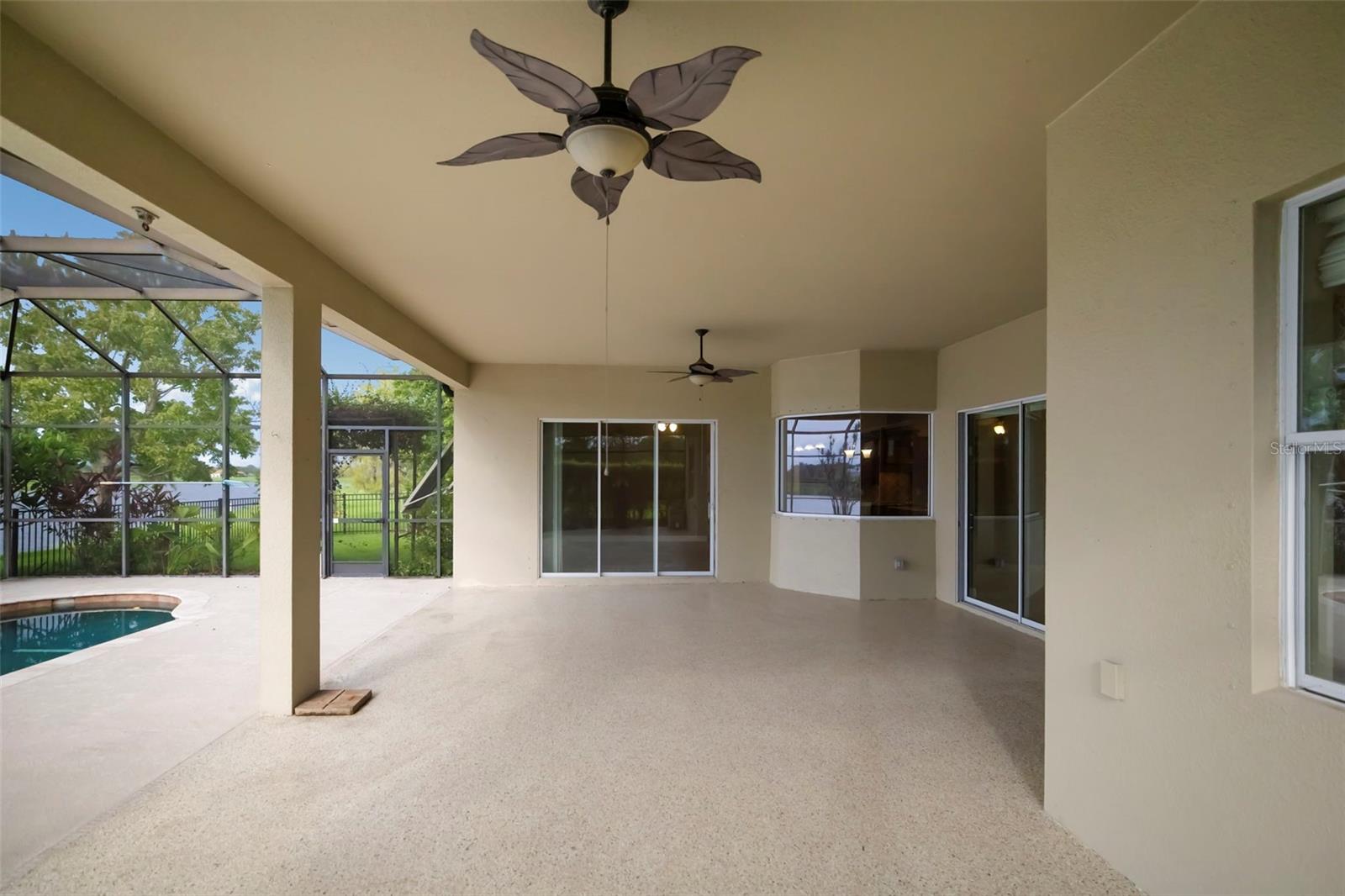 REGENT LAKE - Residential