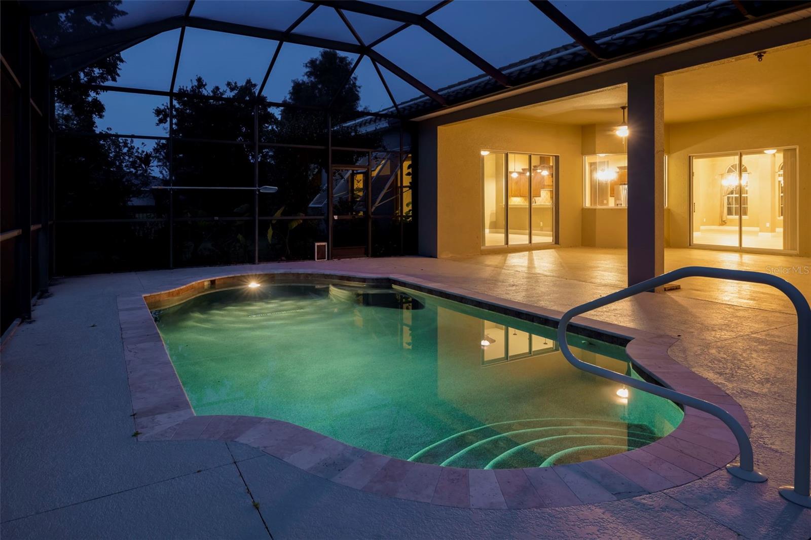 REGENT LAKE - Residential