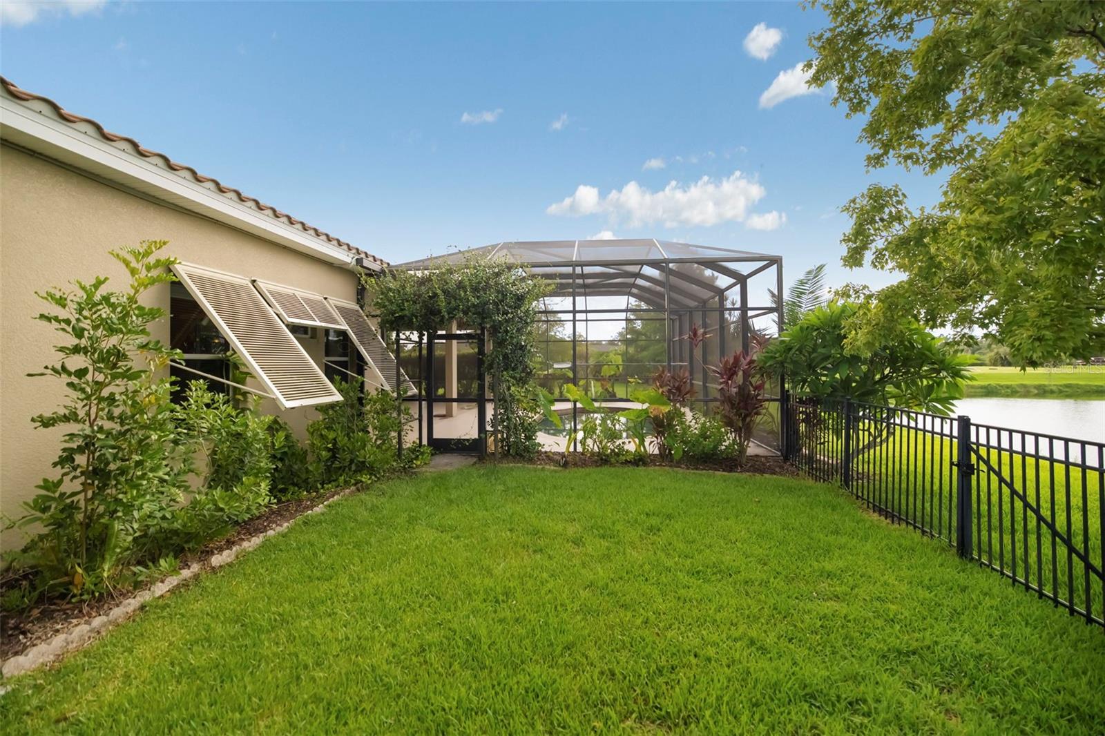 REGENT LAKE - Residential