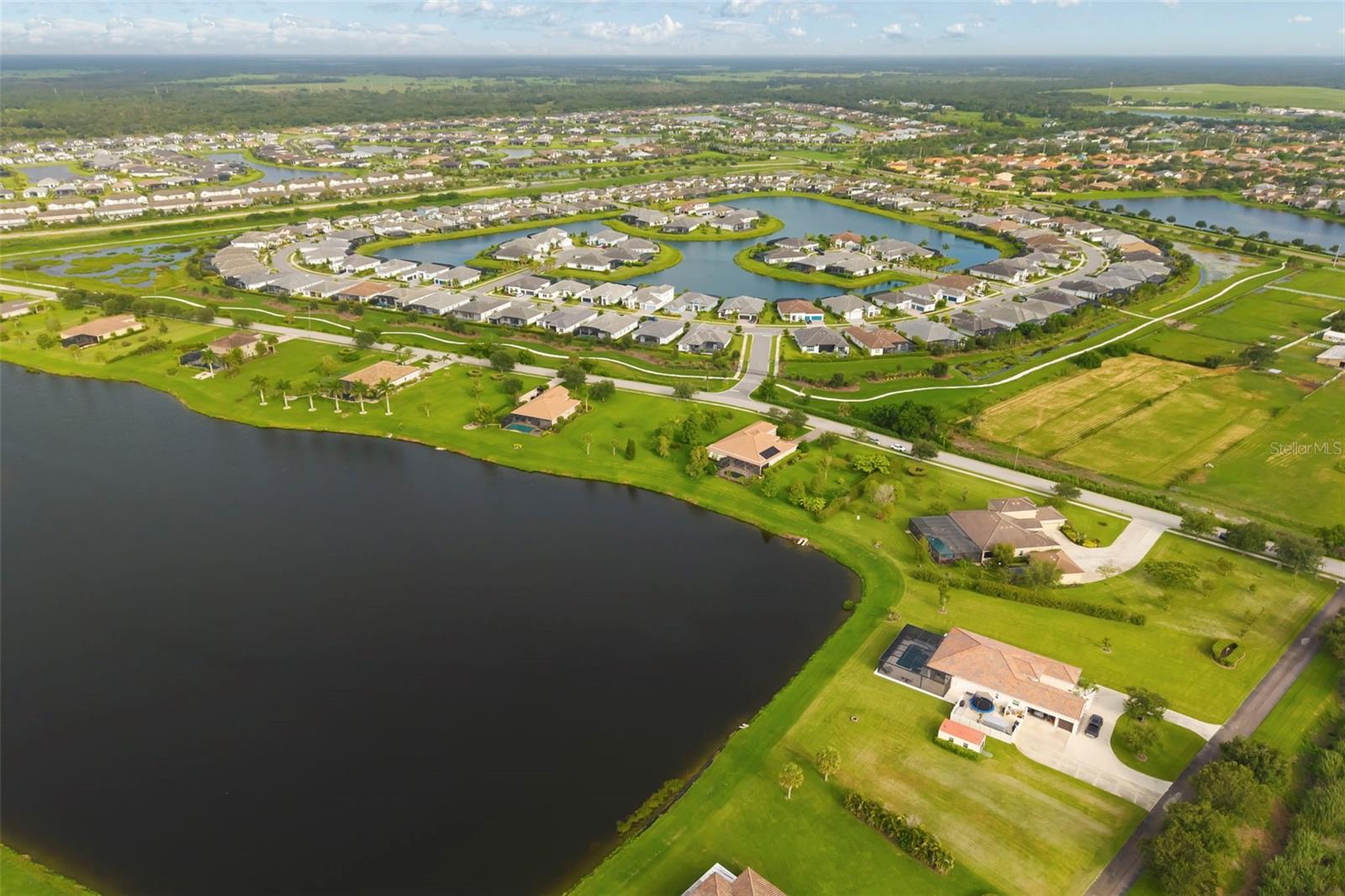 REGENT LAKE - Residential