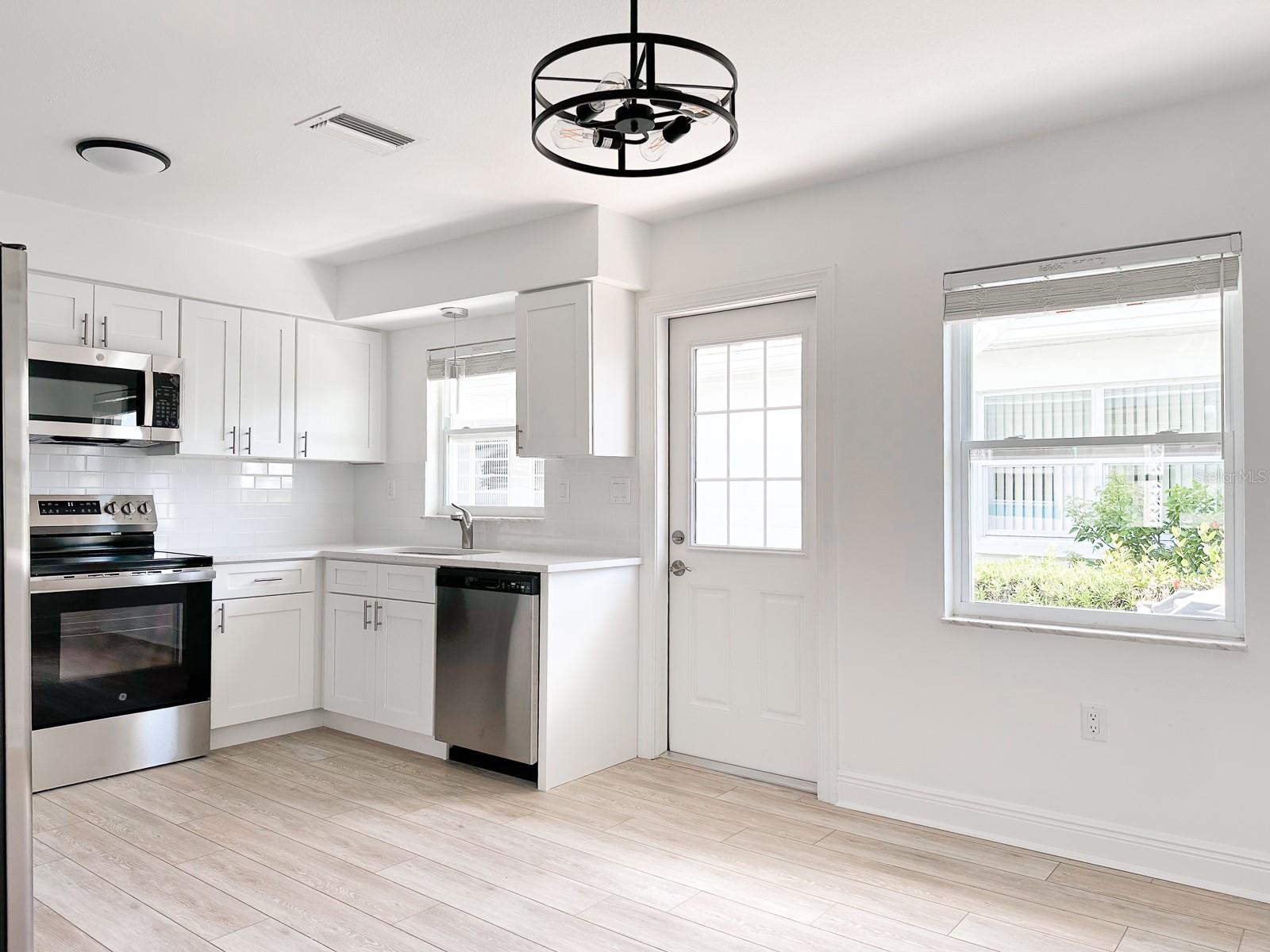 ISLE OF PALMS - Residential