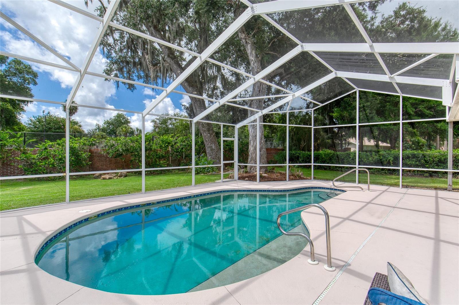 ORMOND LAKES UNIT 01 - Residential