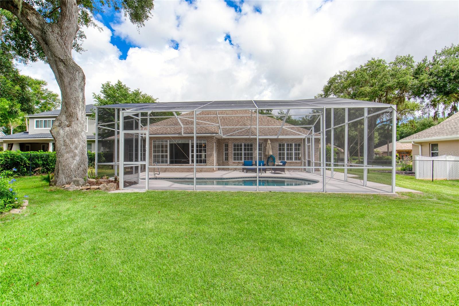 ORMOND LAKES UNIT 01 - Residential