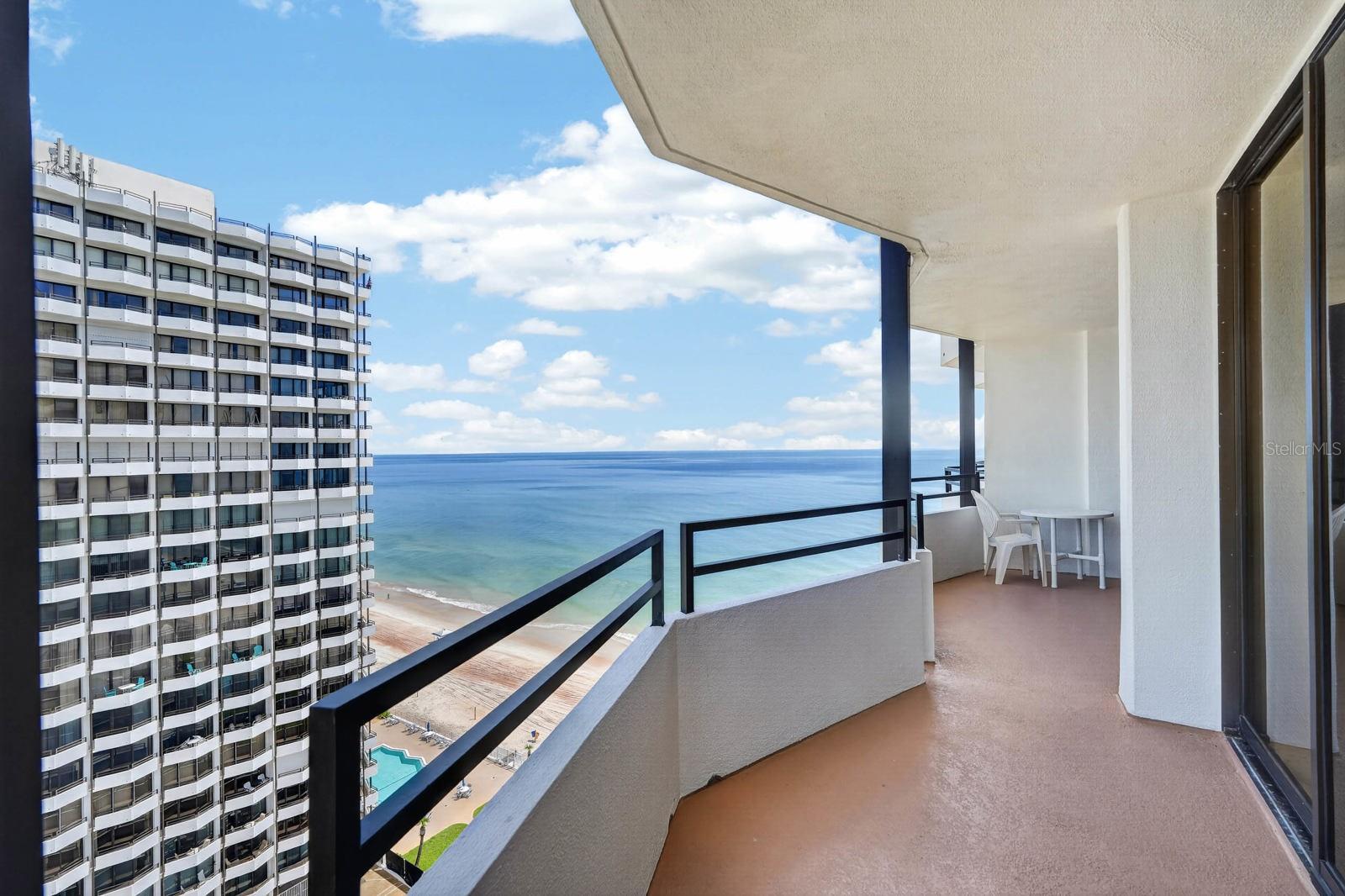 ALIKI CONDO - Residential
