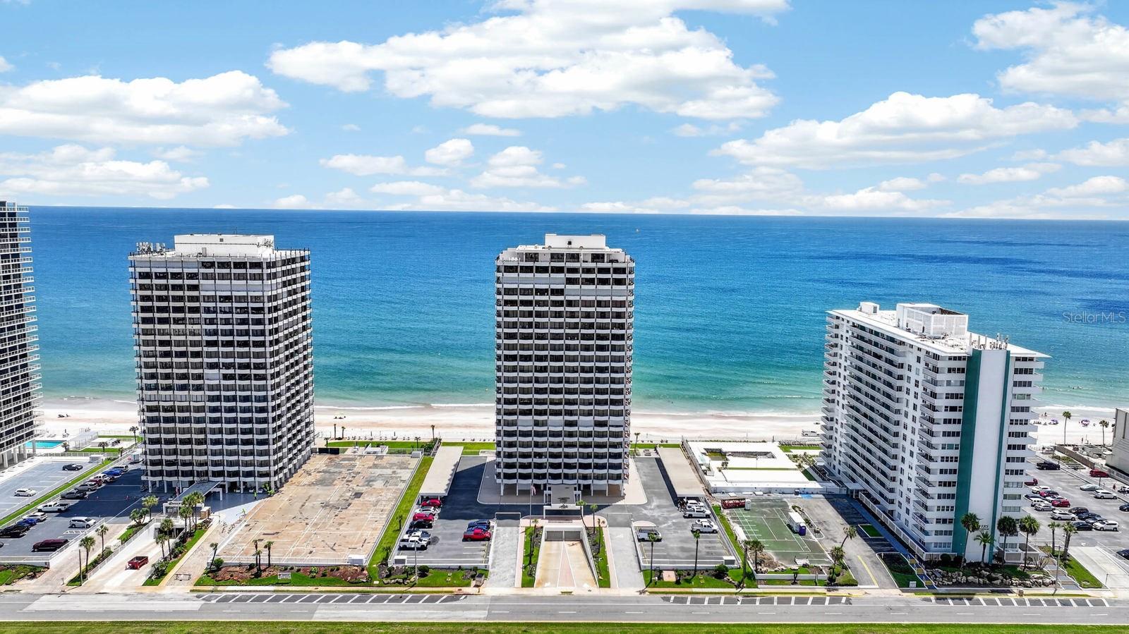 ALIKI CONDO - Residential