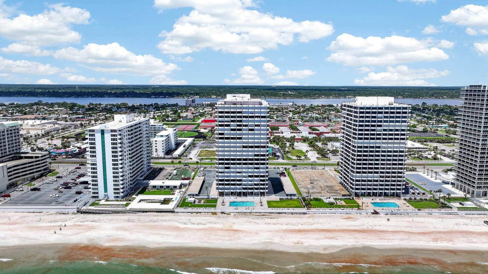 ALIKI CONDO - Residential