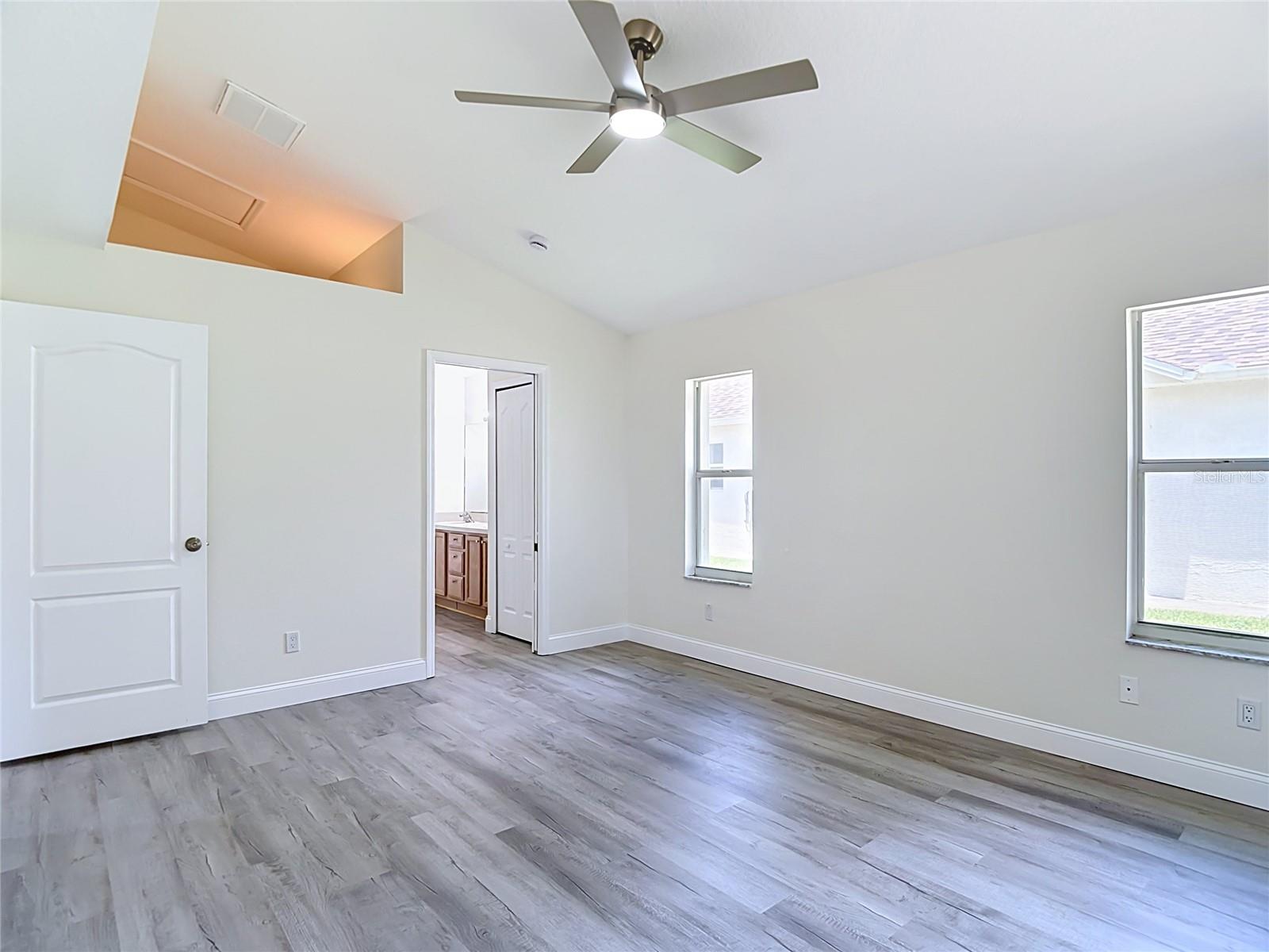MEADOW OAKS - Residential