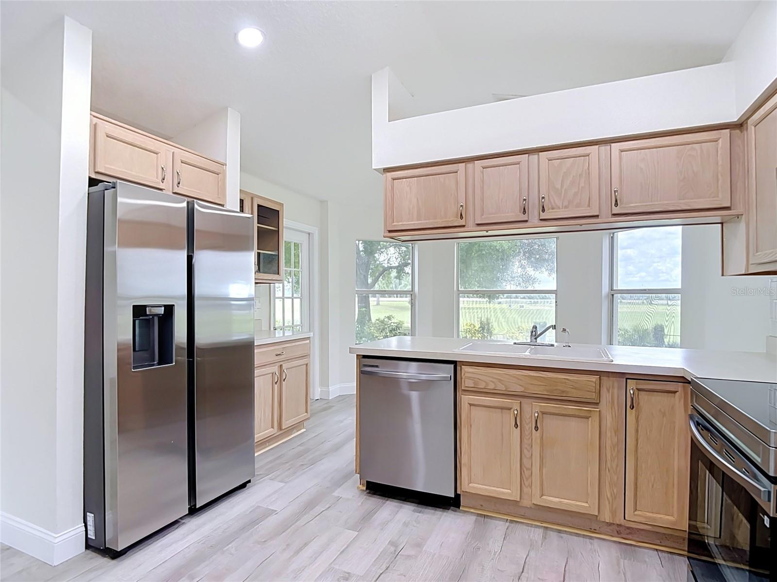 MEADOW OAKS - Residential
