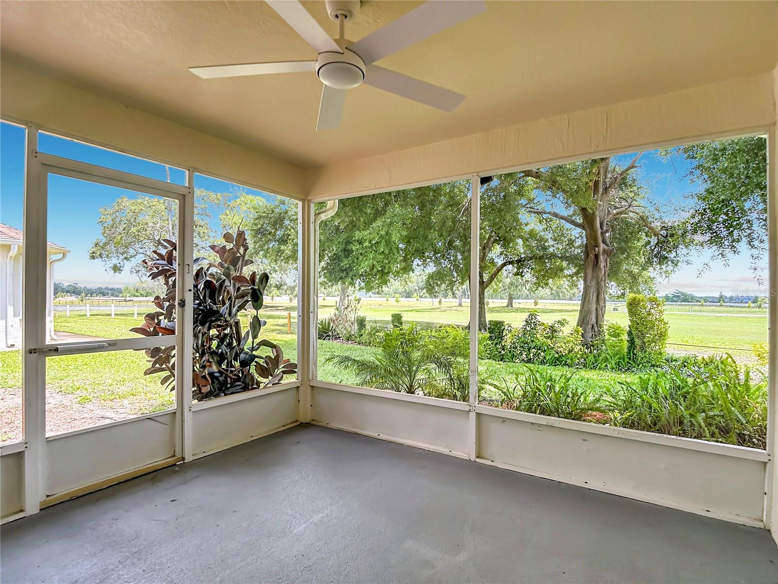 MEADOW OAKS - Residential