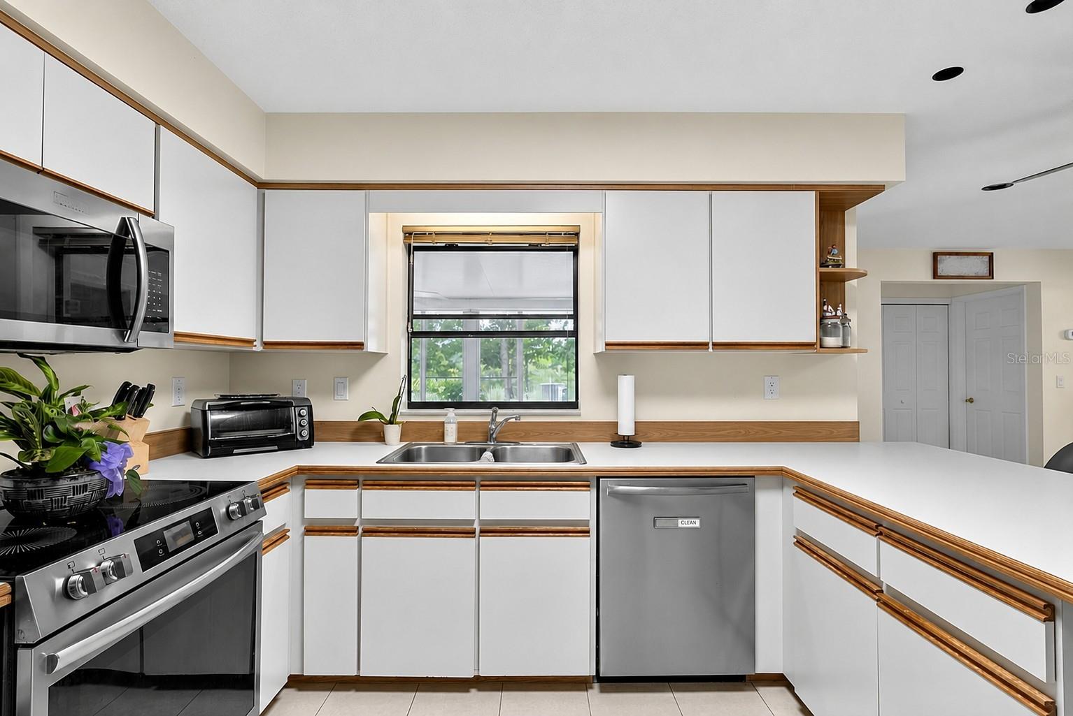 GROVES PH A - Residential