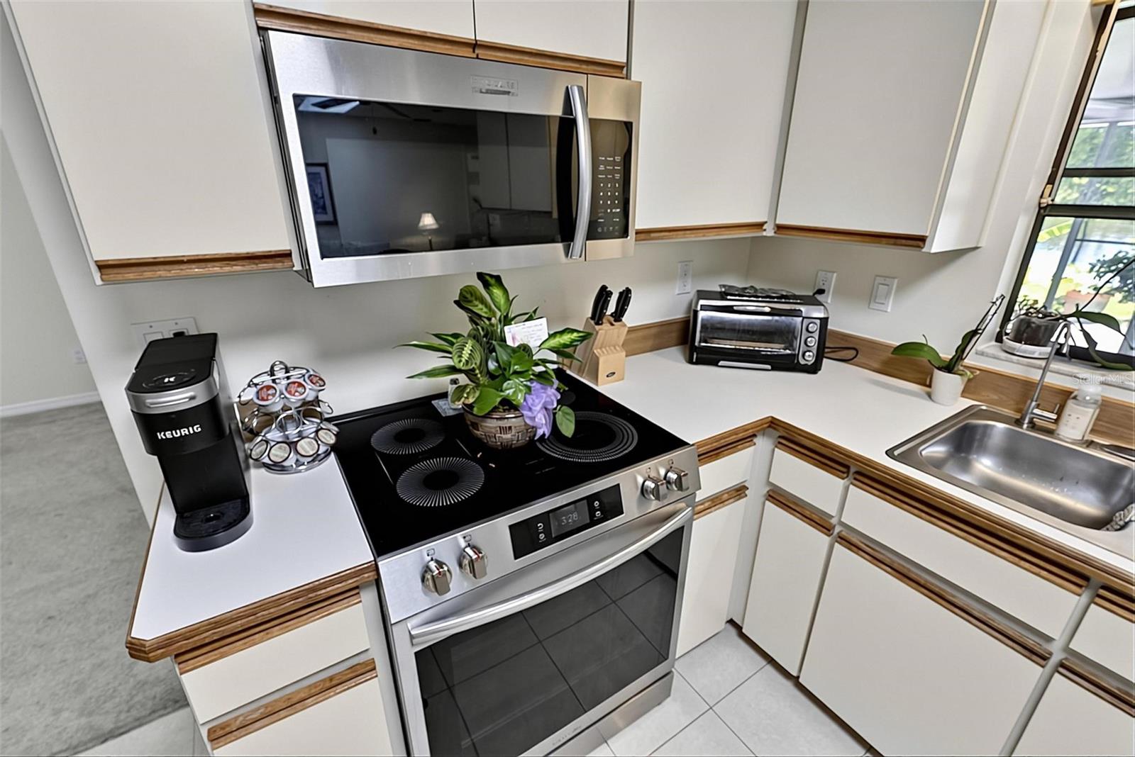 GROVES PH A - Residential