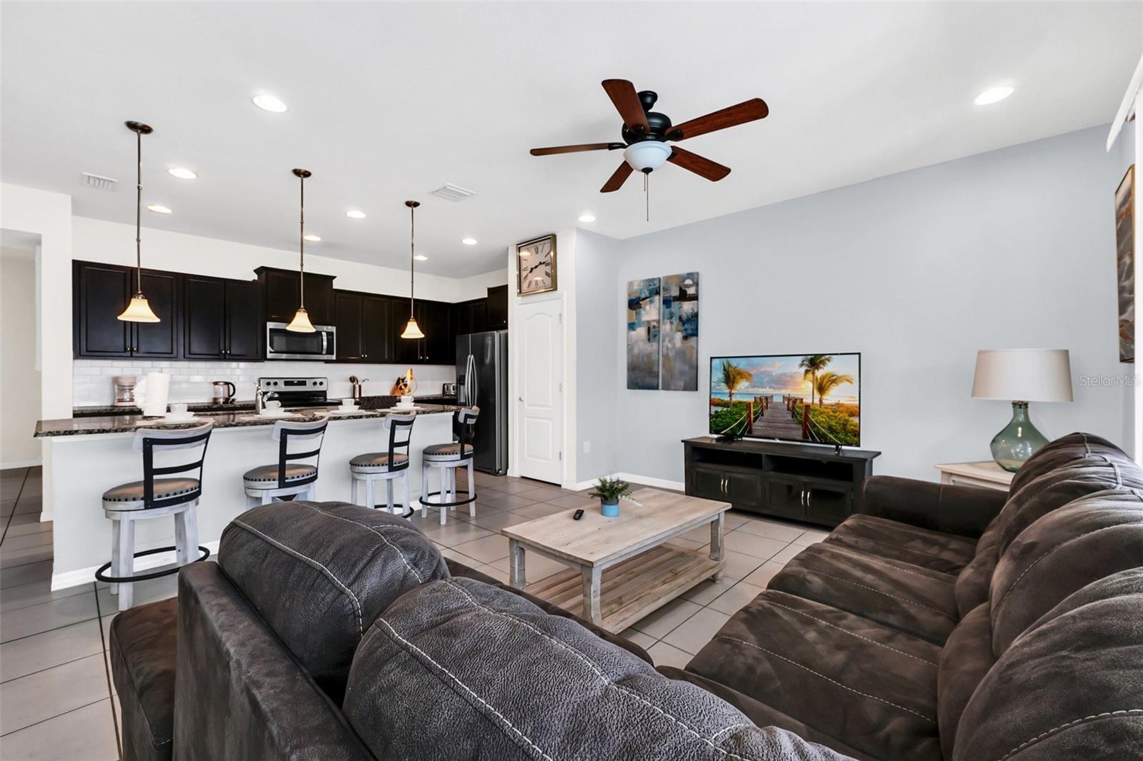 WINDSOR AT WESTSIDE PH 3 - Residential