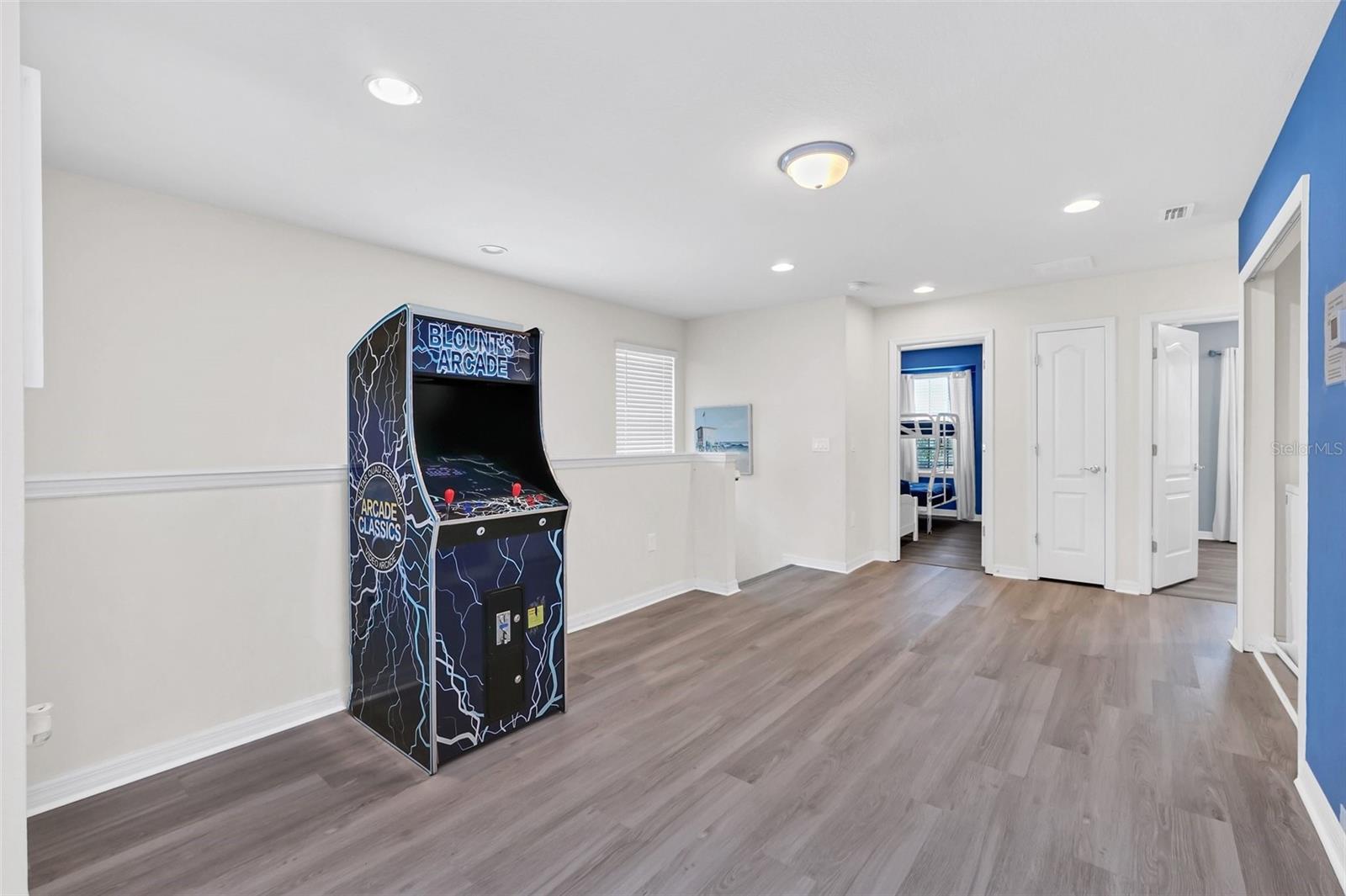 WINDSOR AT WESTSIDE PH 3 - Residential