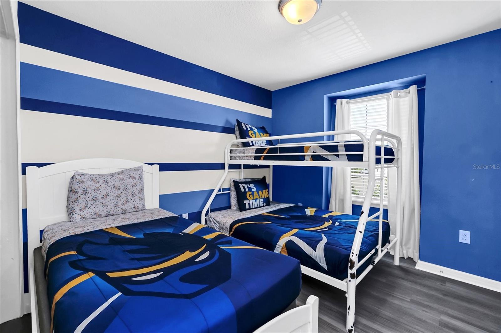WINDSOR AT WESTSIDE PH 3 - Residential