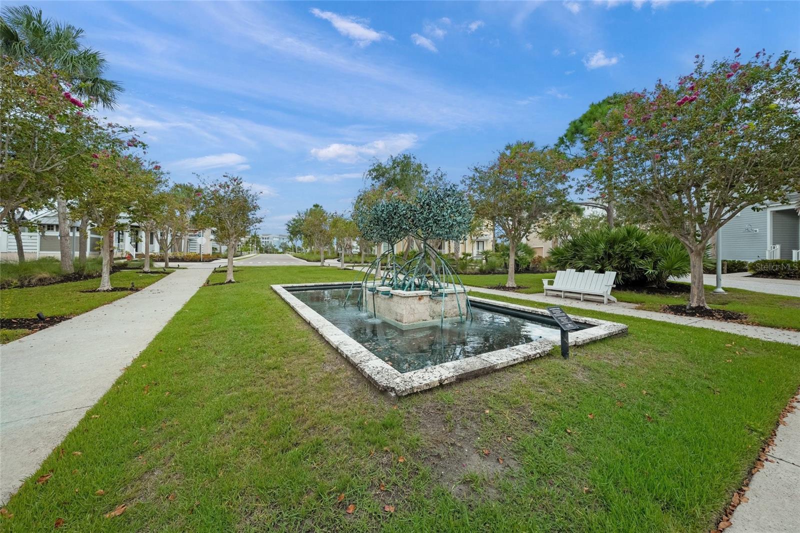 MANGROVE WALK II ON HARBOUR ISLE PH 11&1 - Residential