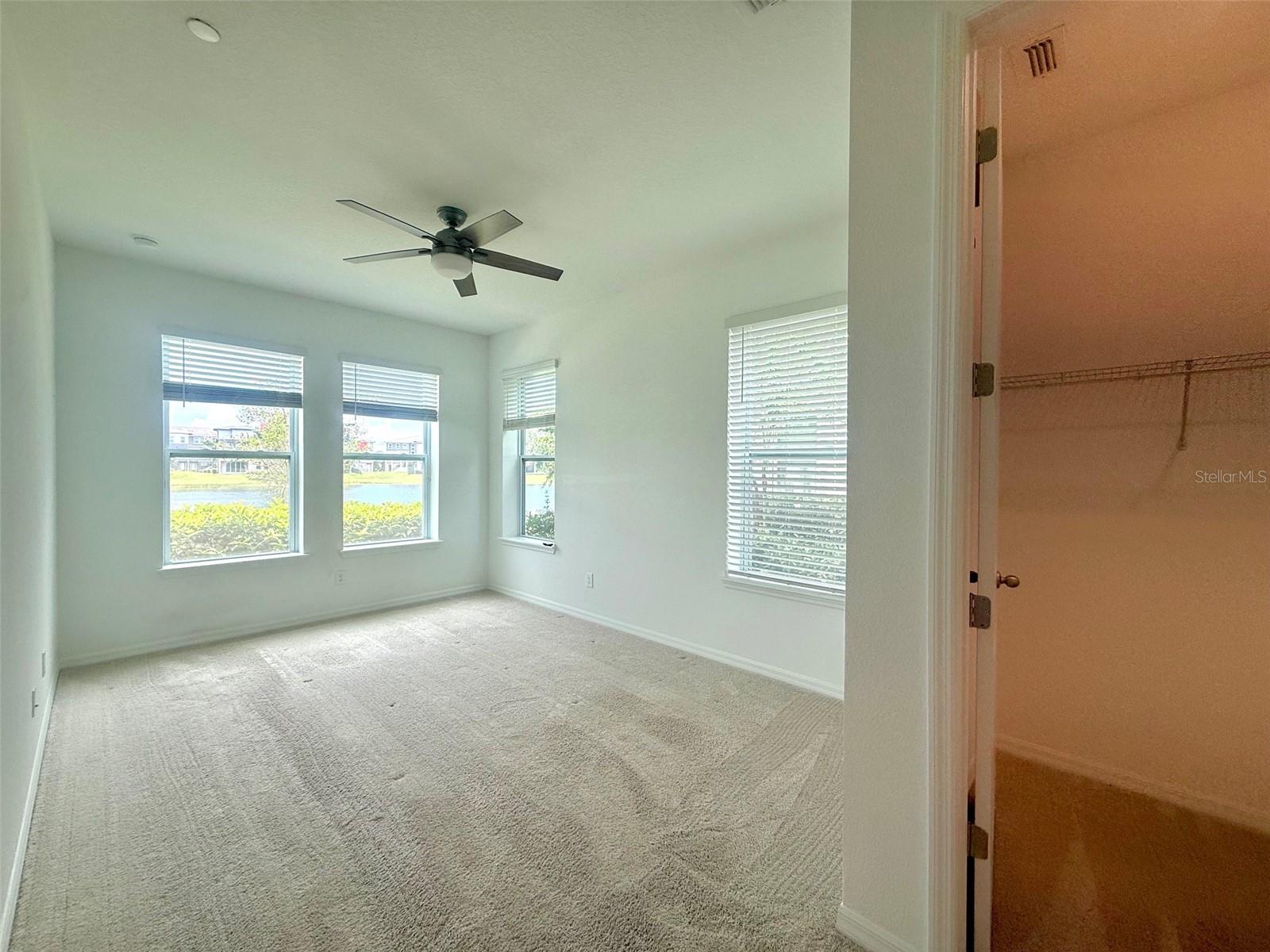 LAUREATE PARK NBRHD CENTER PH 3 - Residential Lease