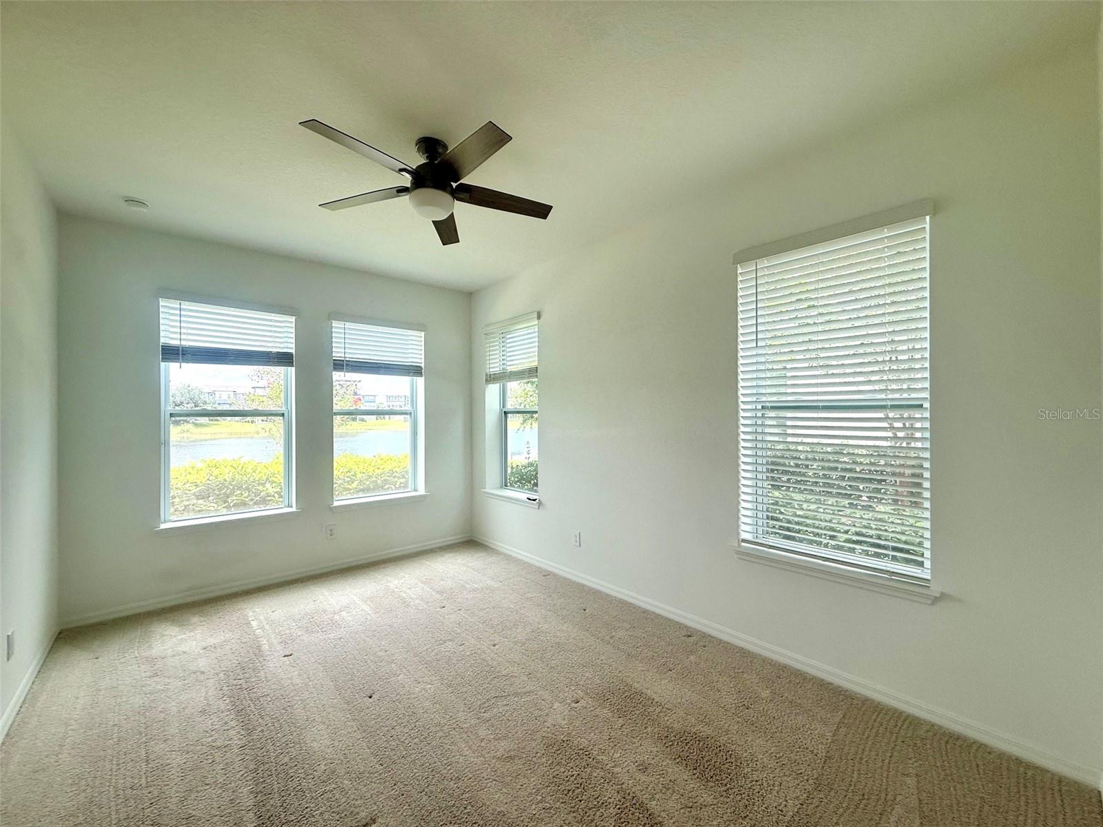 LAUREATE PARK NBRHD CENTER PH 3 - Residential Lease