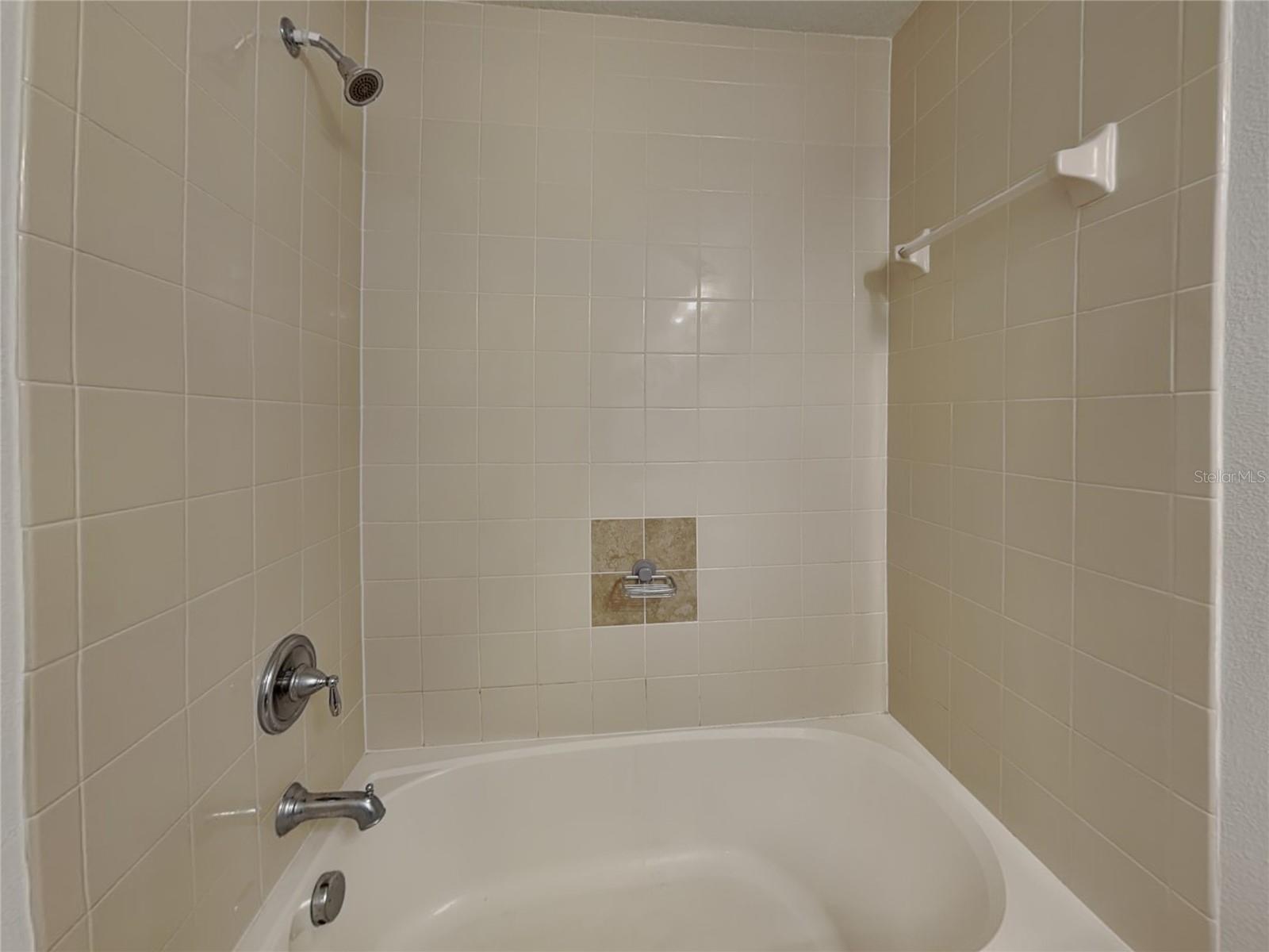 RESERVE AT LOCH LAKE - Residential Lease