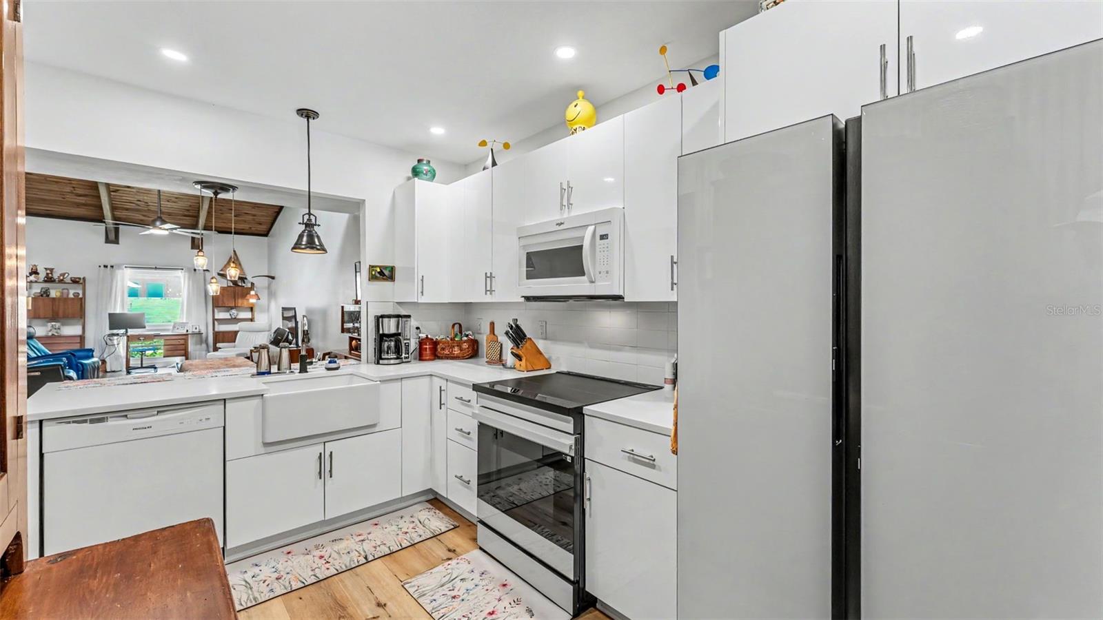 CASA LOMA CONDO - Residential