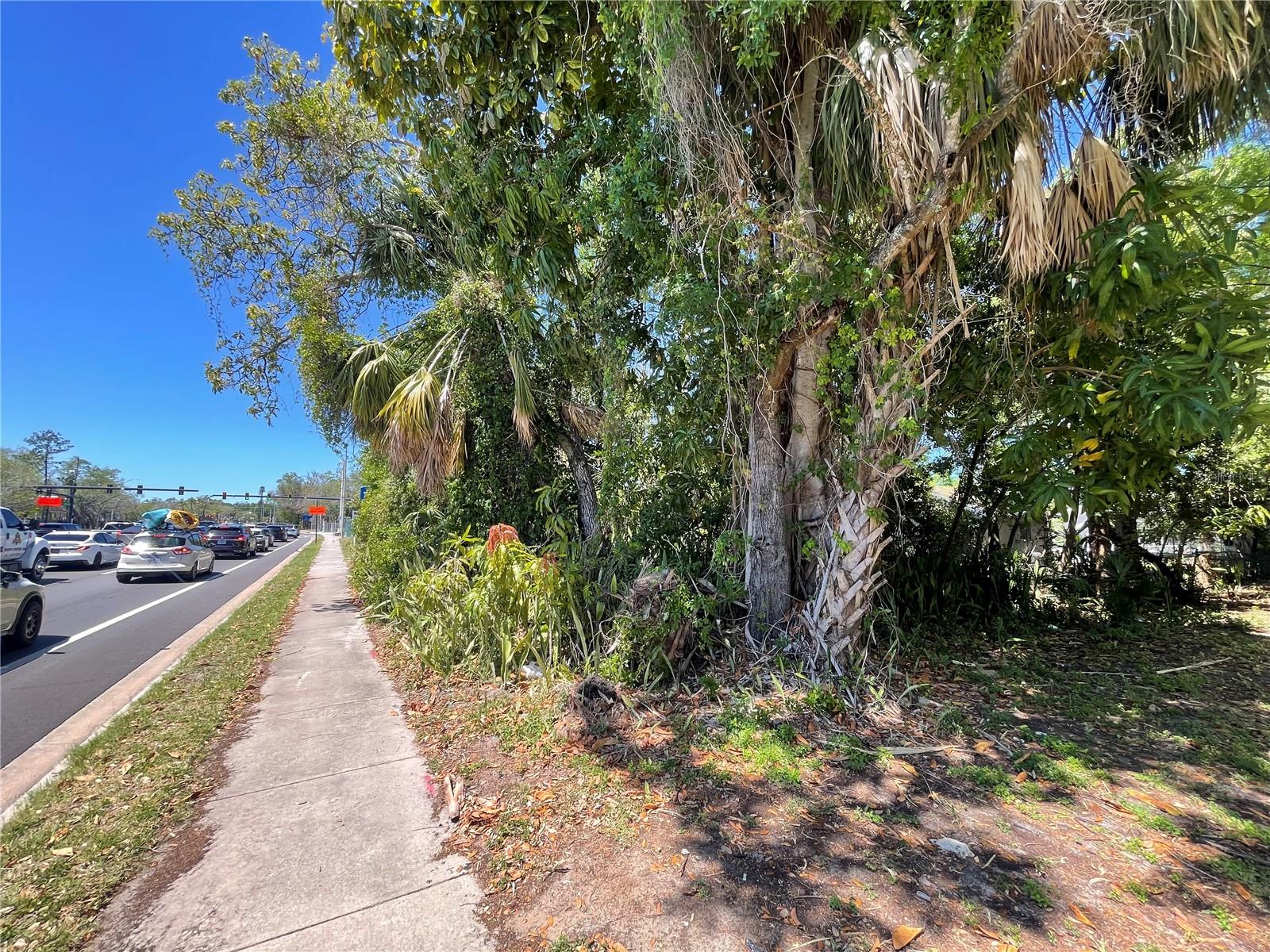 R HOLT EASLEYS RESUBDIVIDED - Land