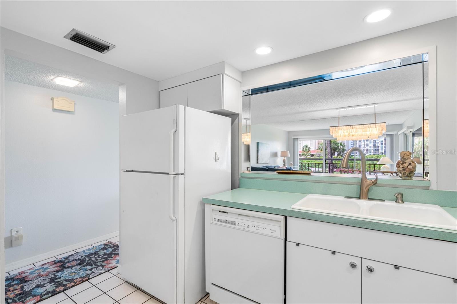 SANTA MARIA CONDO - Residential Lease