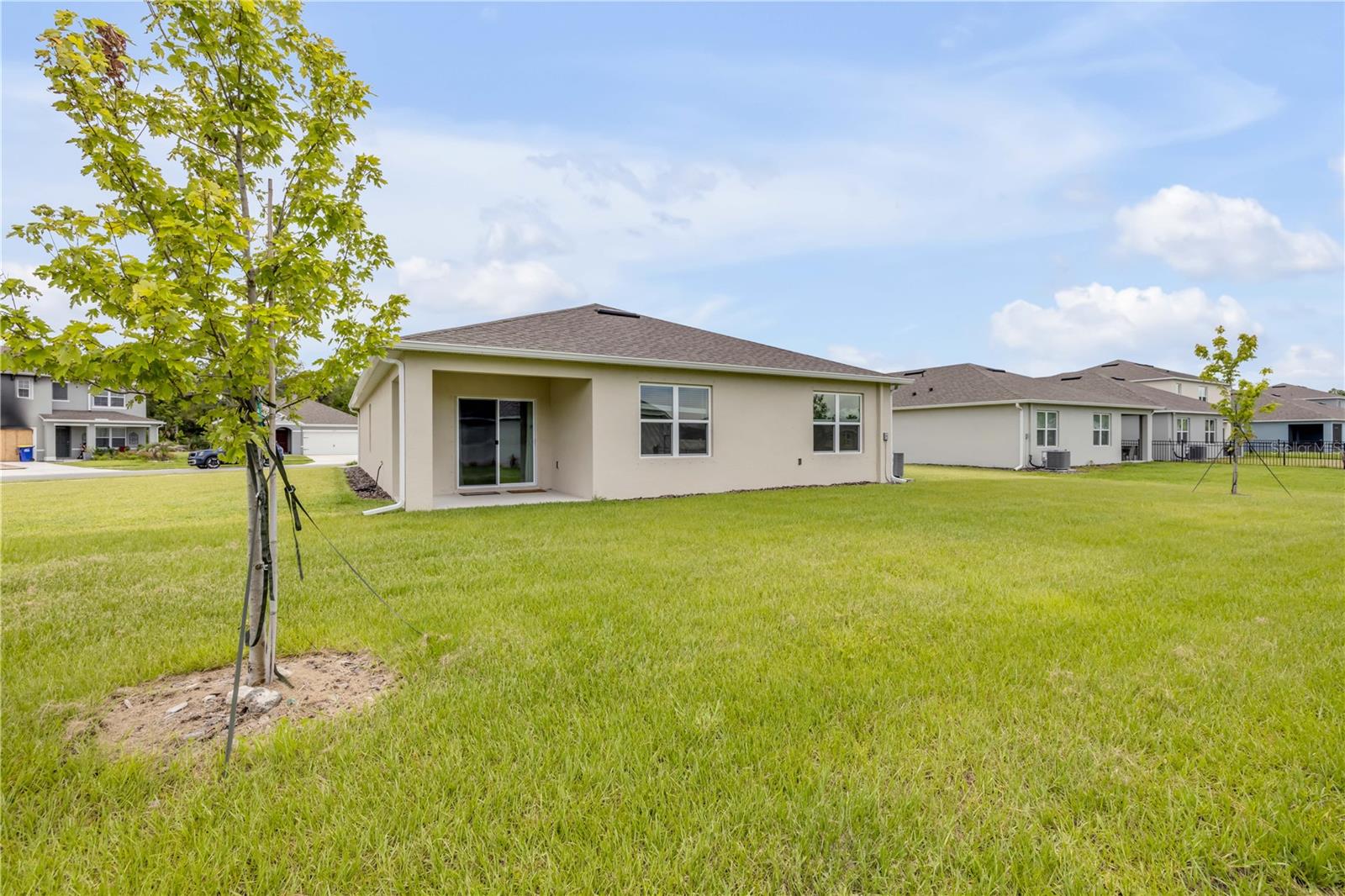 OAK LEAF PRESERVE PH 4 - Residential
