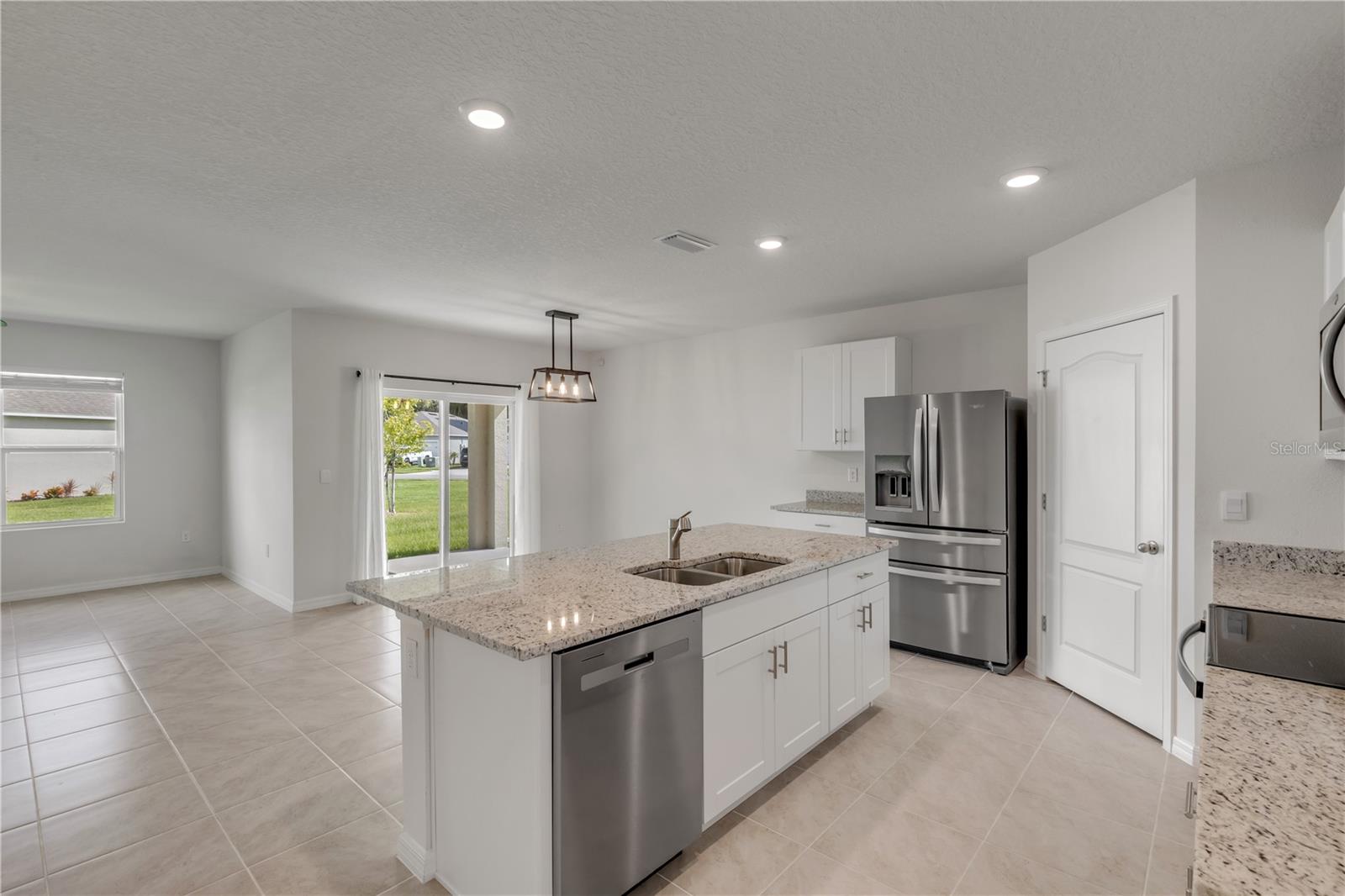 OAK LEAF PRESERVE PH 4 - Residential