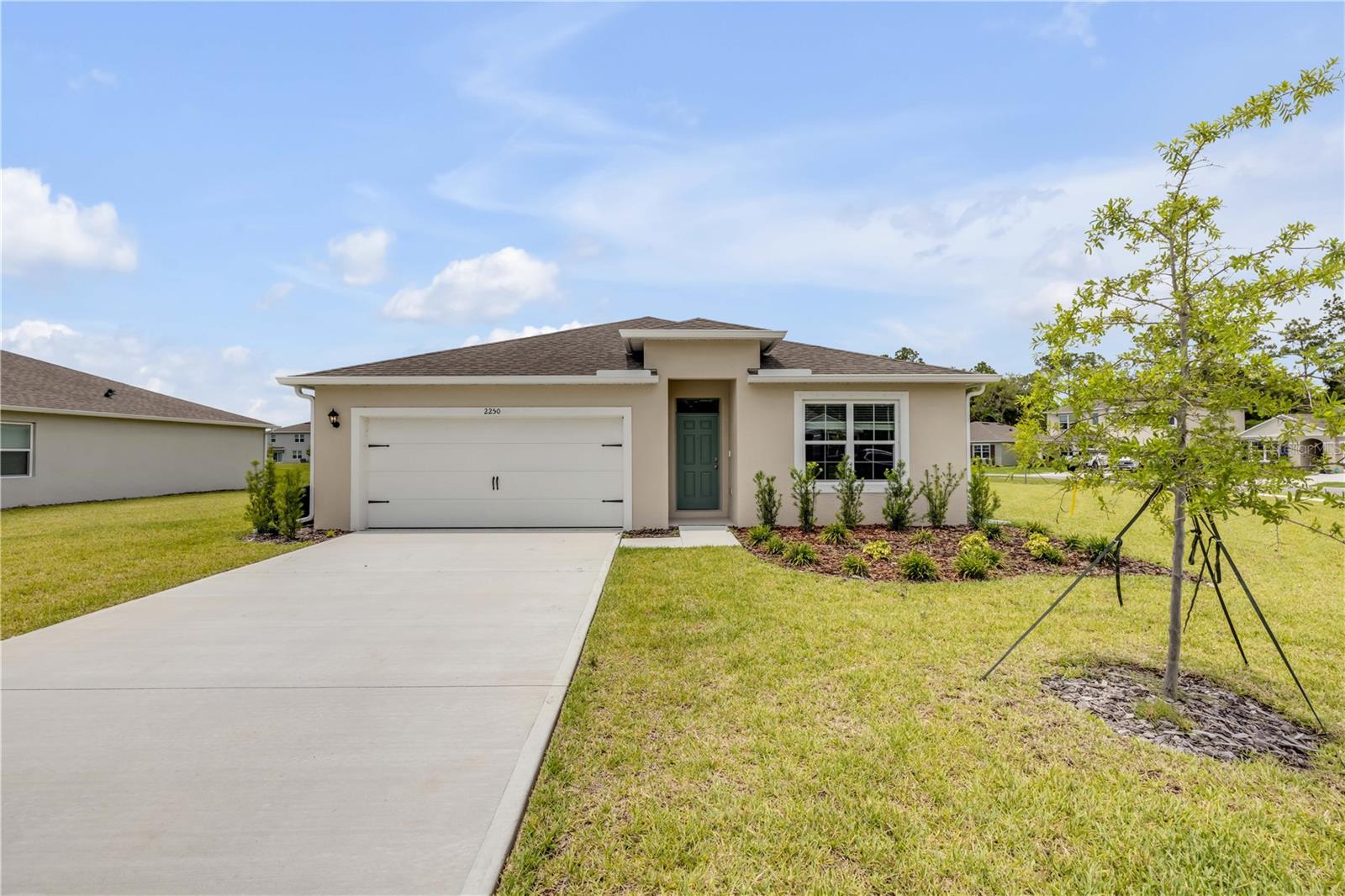 OAK LEAF PRESERVE PH 4 - Residential