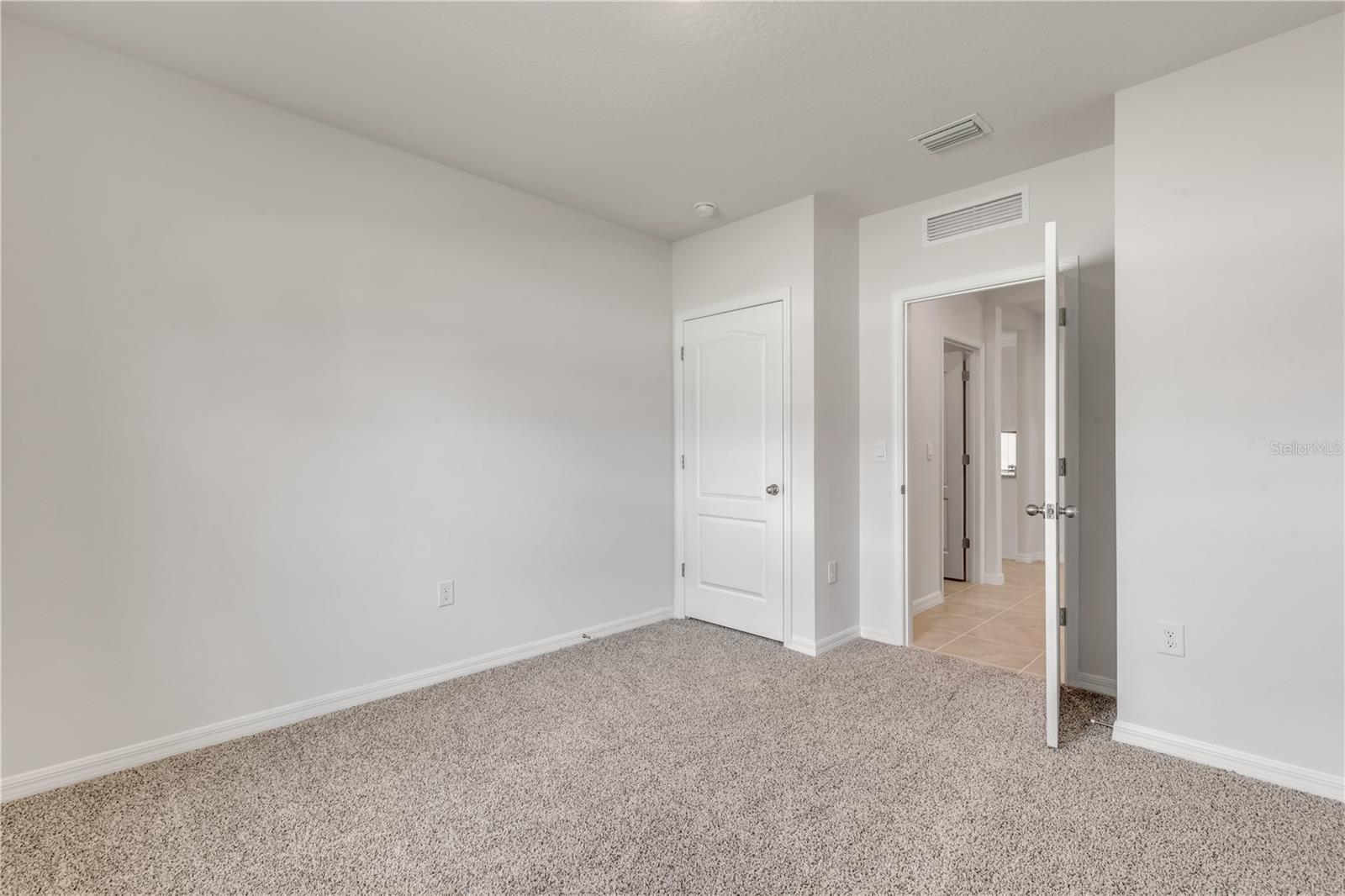 OAK LEAF PRESERVE PH 4 - Residential