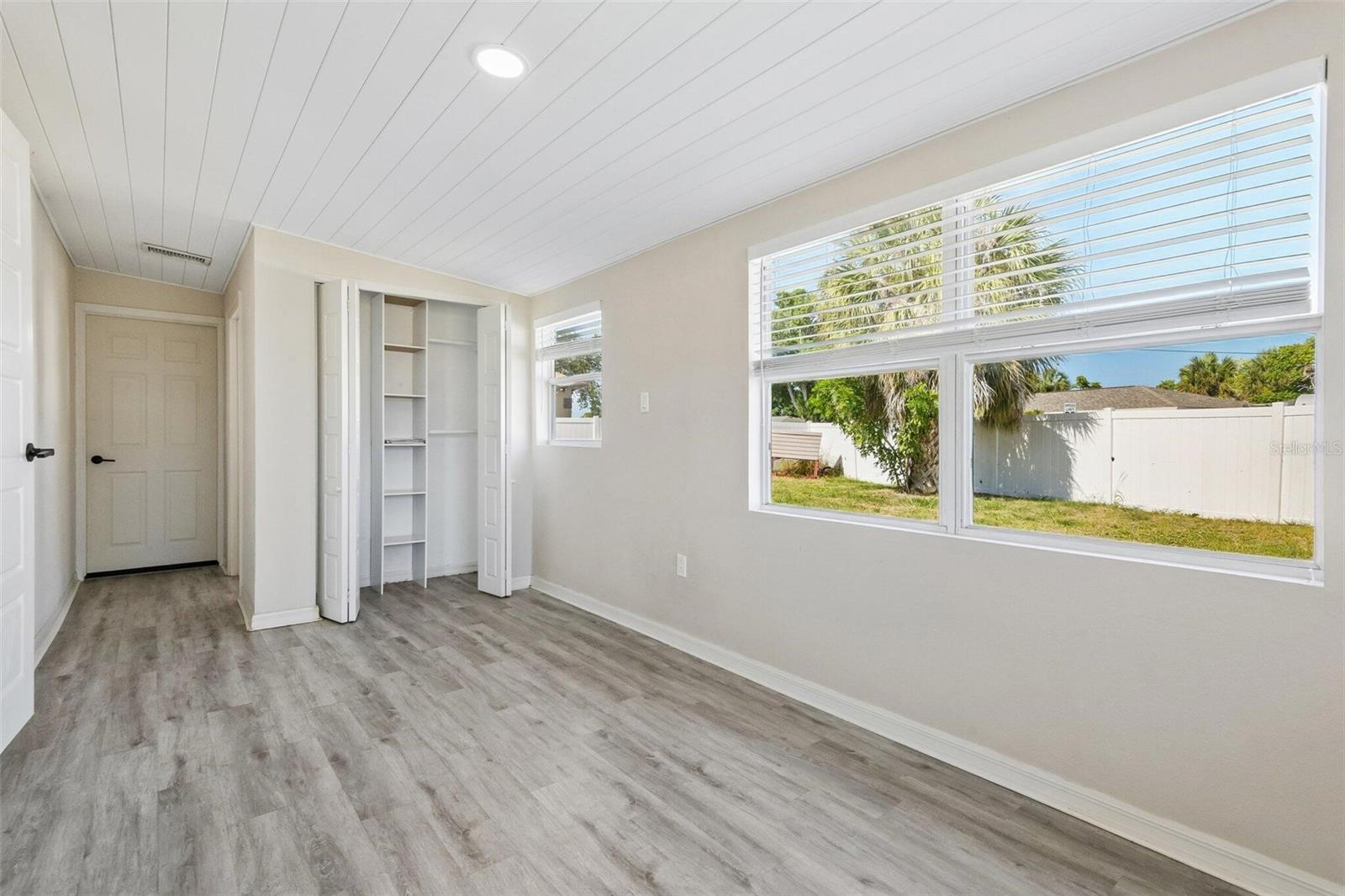 BAYSHORE GARDENS SEC 9B - Residential