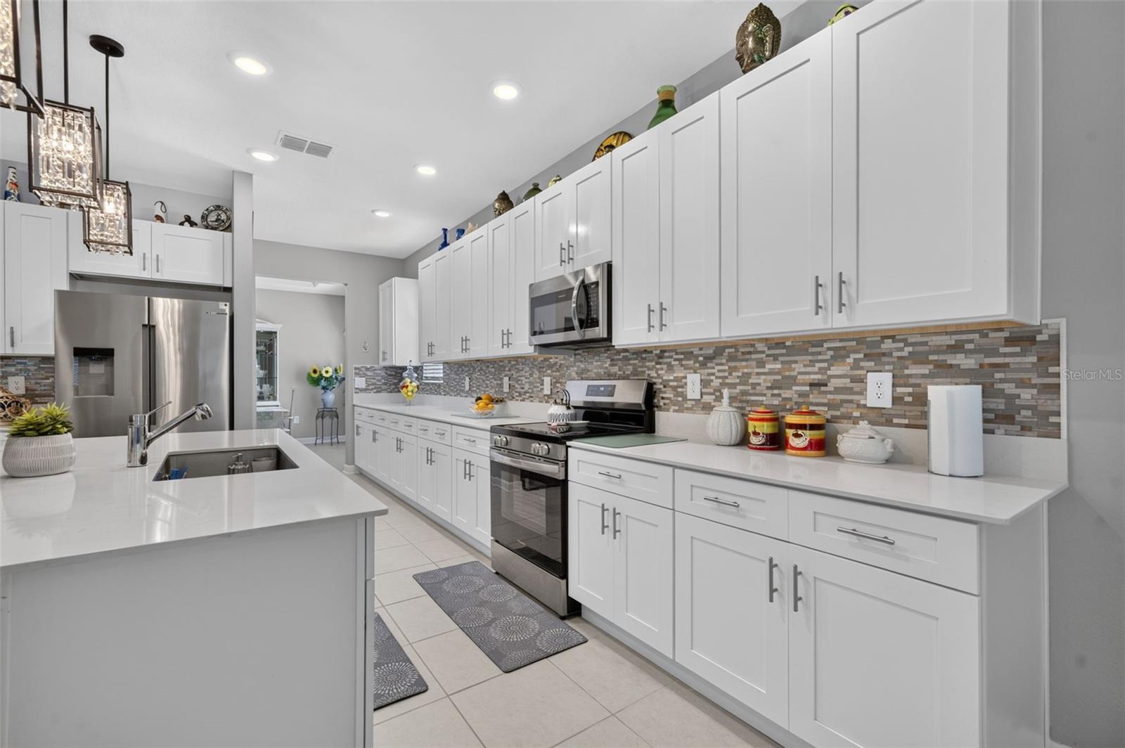 BRONSONS RDG REP - Residential