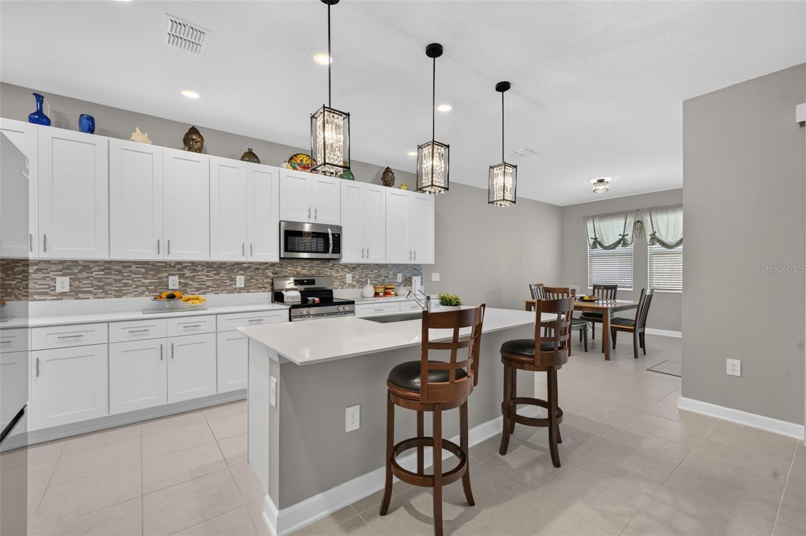BRONSONS RDG REP - Residential