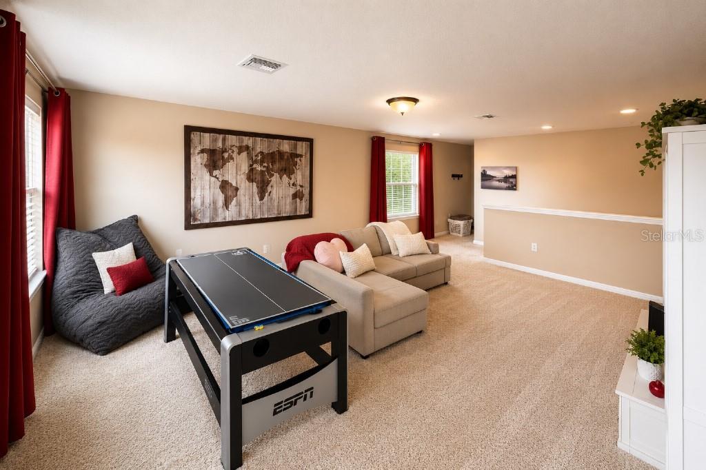 LANDING PH 1 - Residential
